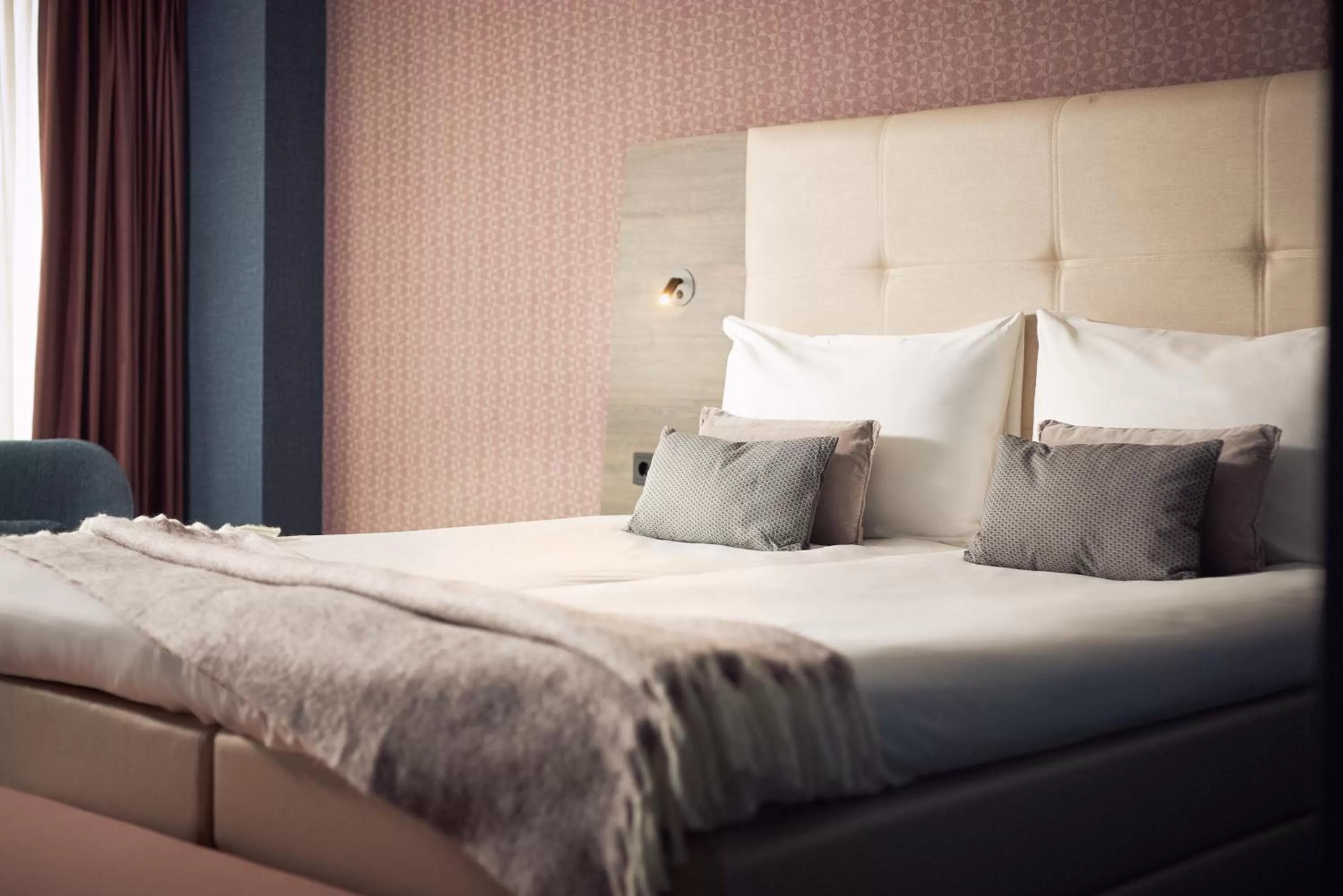 Bed in Van der Valk Hotel Haarlem