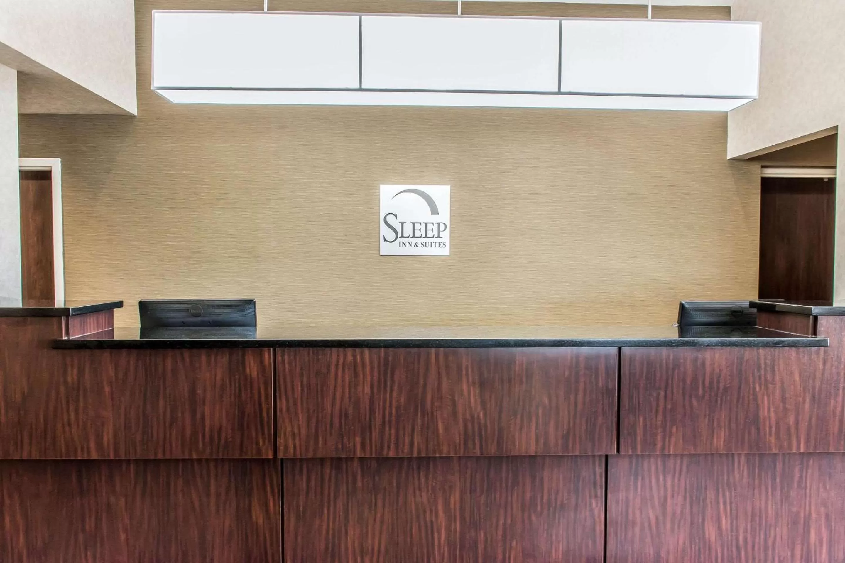 Lobby or reception in Sleep Inn & Suites of Lancaster County