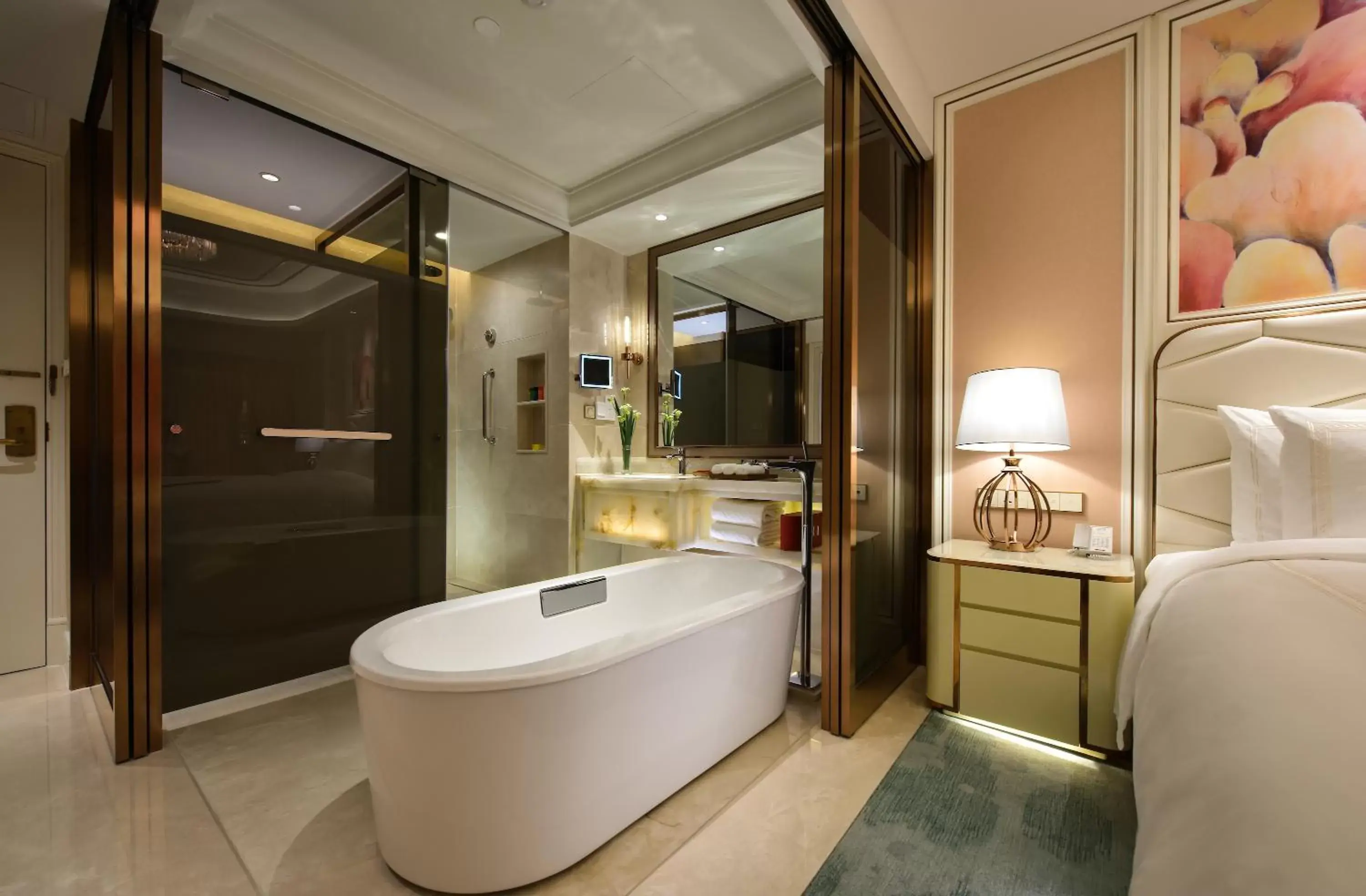 Collection Superior Garden View Room in Radisson Collection Hotel, Xing Guo Shanghai Collection Superior Garden View Room in Radisson Collection Hotel, Xing Guo Shanghai