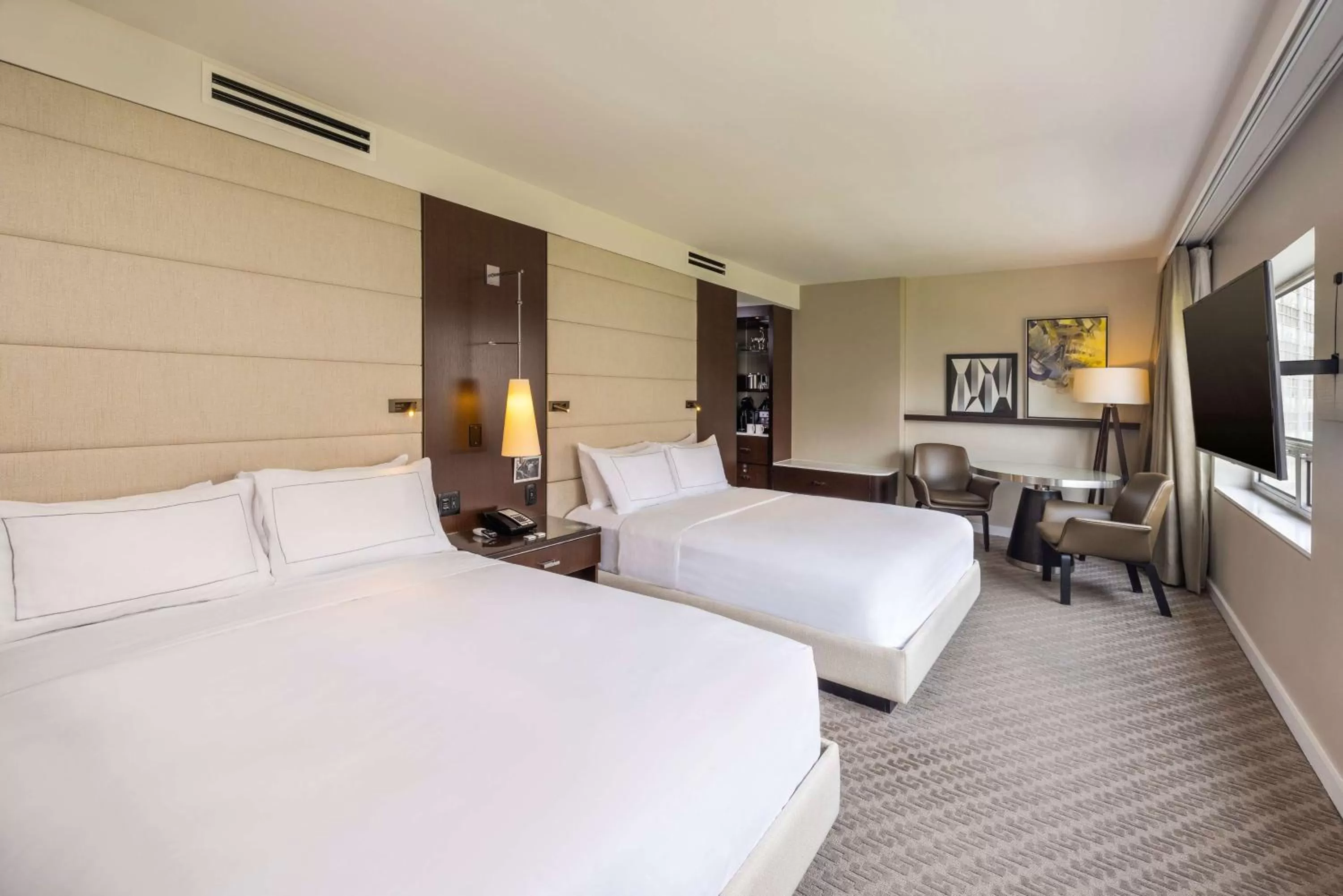 Bed in The Statler Dallas, Curio Collection By Hilton