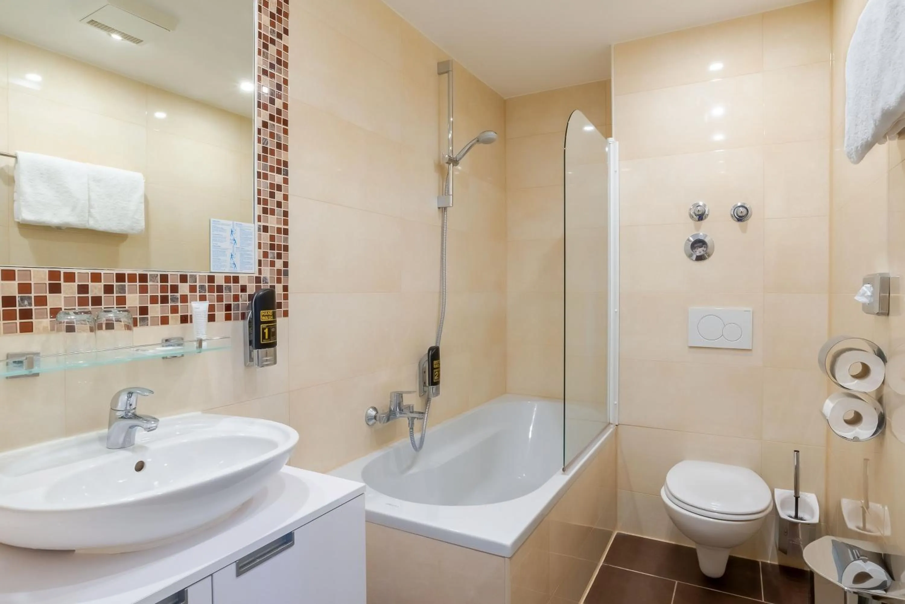 Bathroom in Hotel Astor