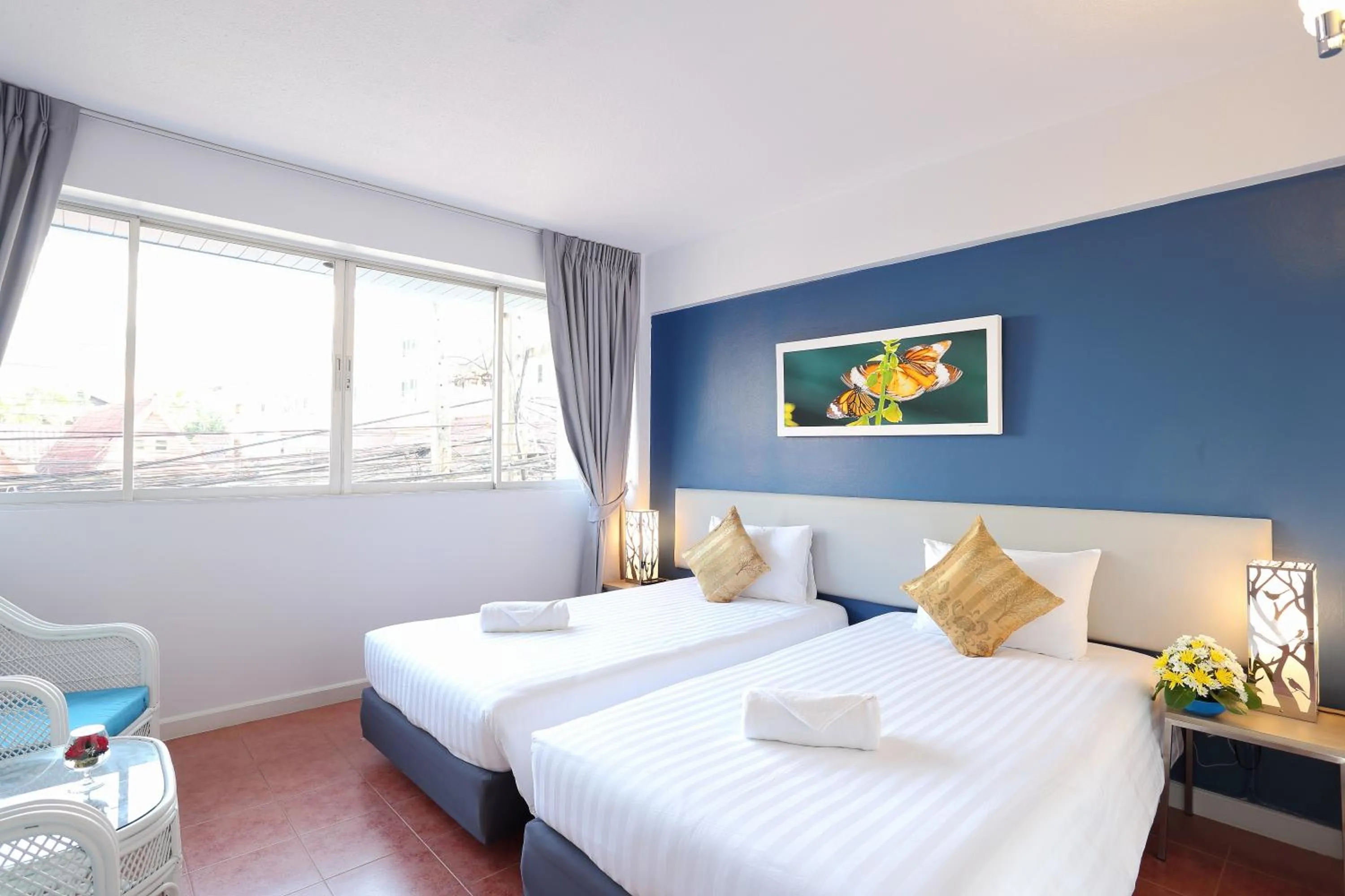 Photo of the whole room, Bed in ON Hotel Phuket - SHA