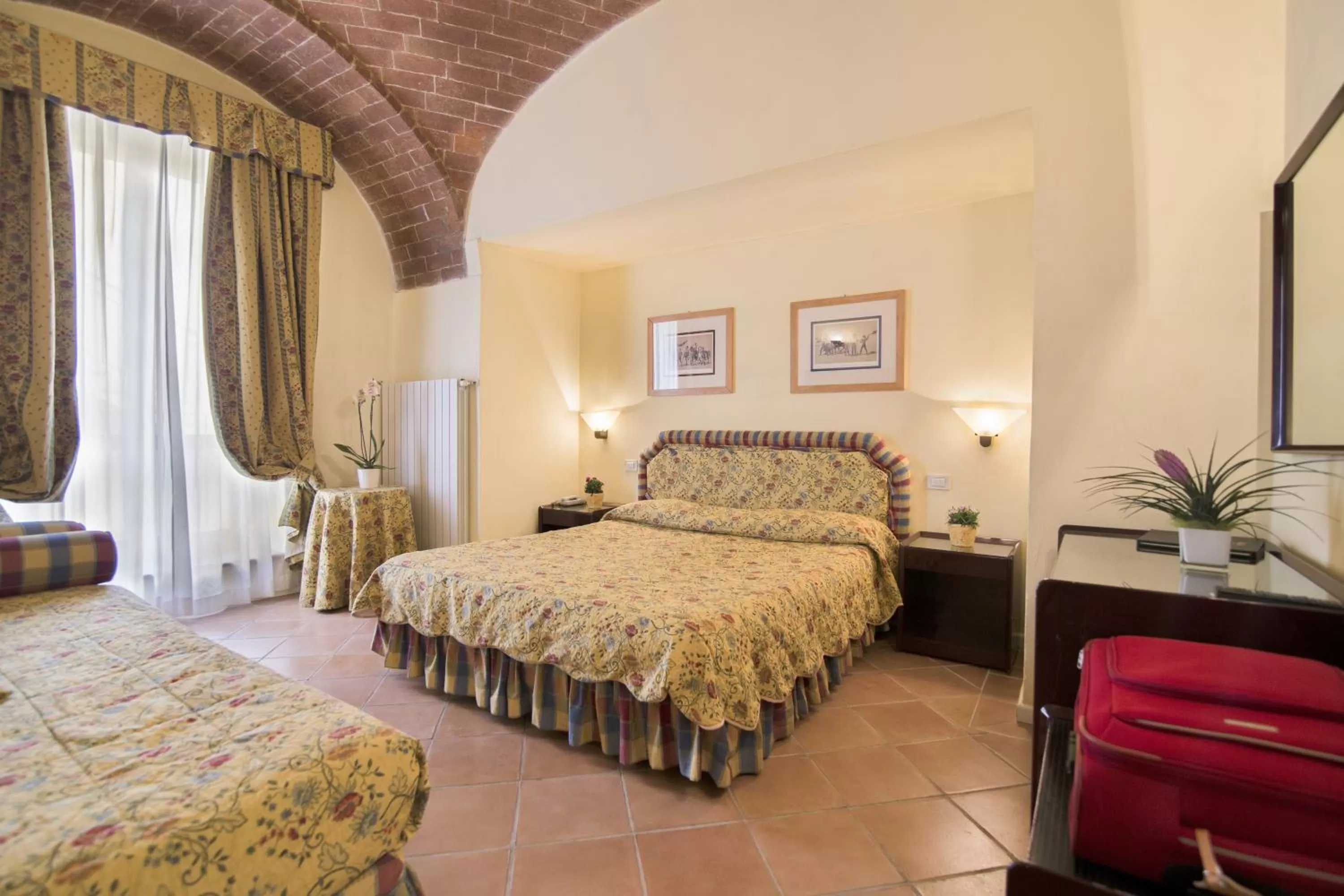 Bedroom, Bed in Hotel Italia