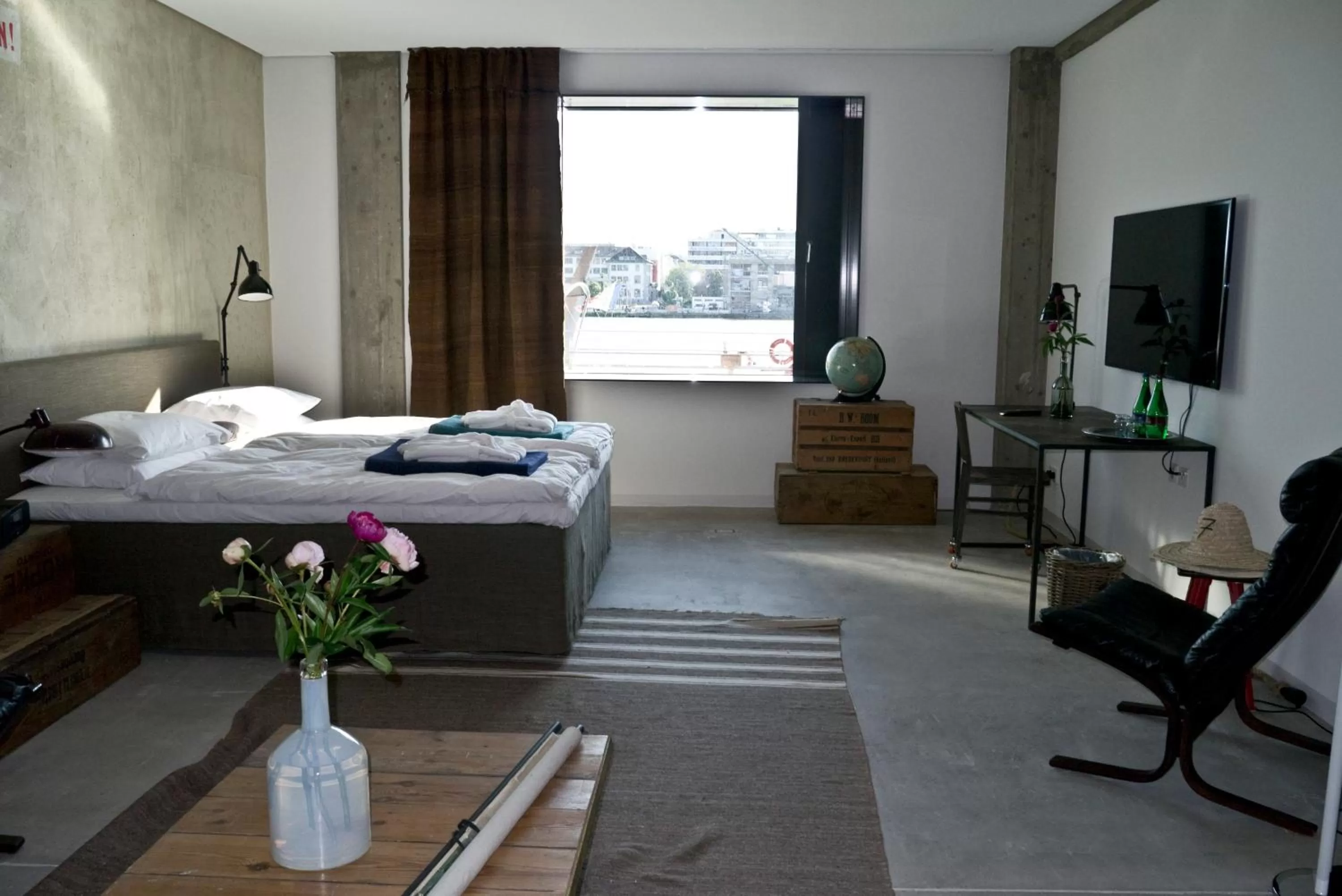 TV and multimedia, Bed in Speicher7 Hotel