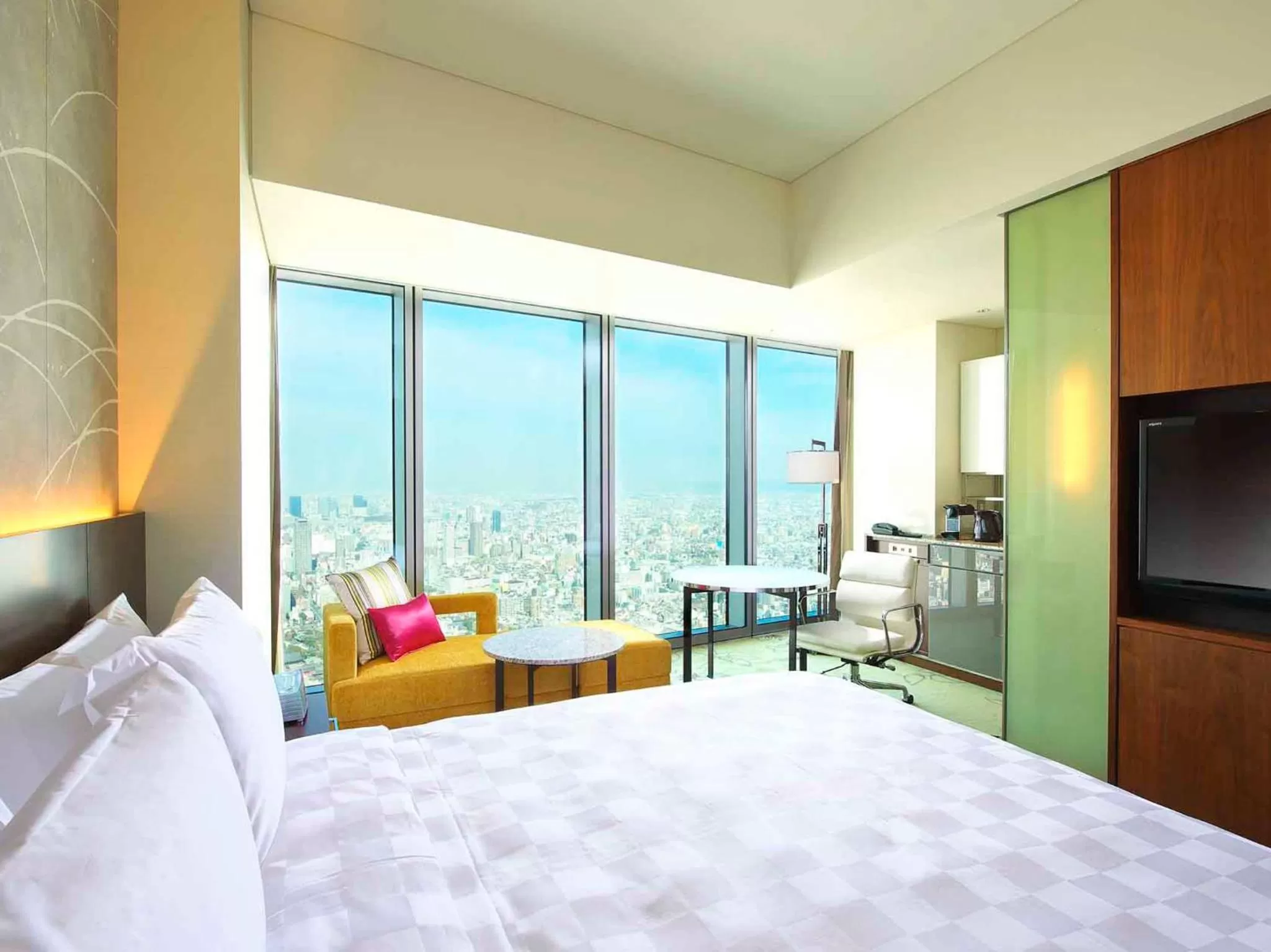 Club Double Room with Club Lounge Access - single occupancy - Non-Smoking in Osaka Marriott Miyako Hotel