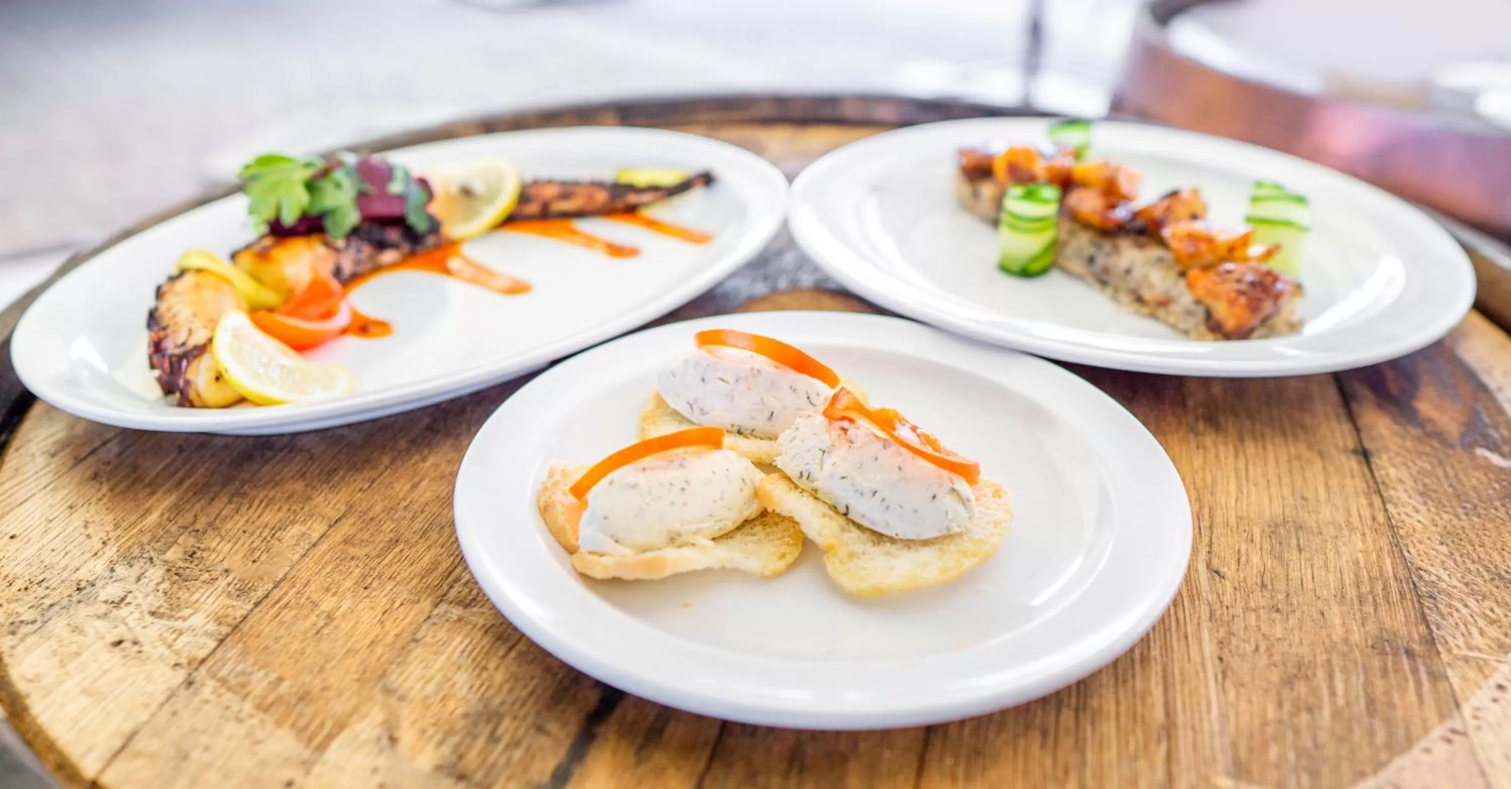 Food and drinks in Skipjack Resort & Marina