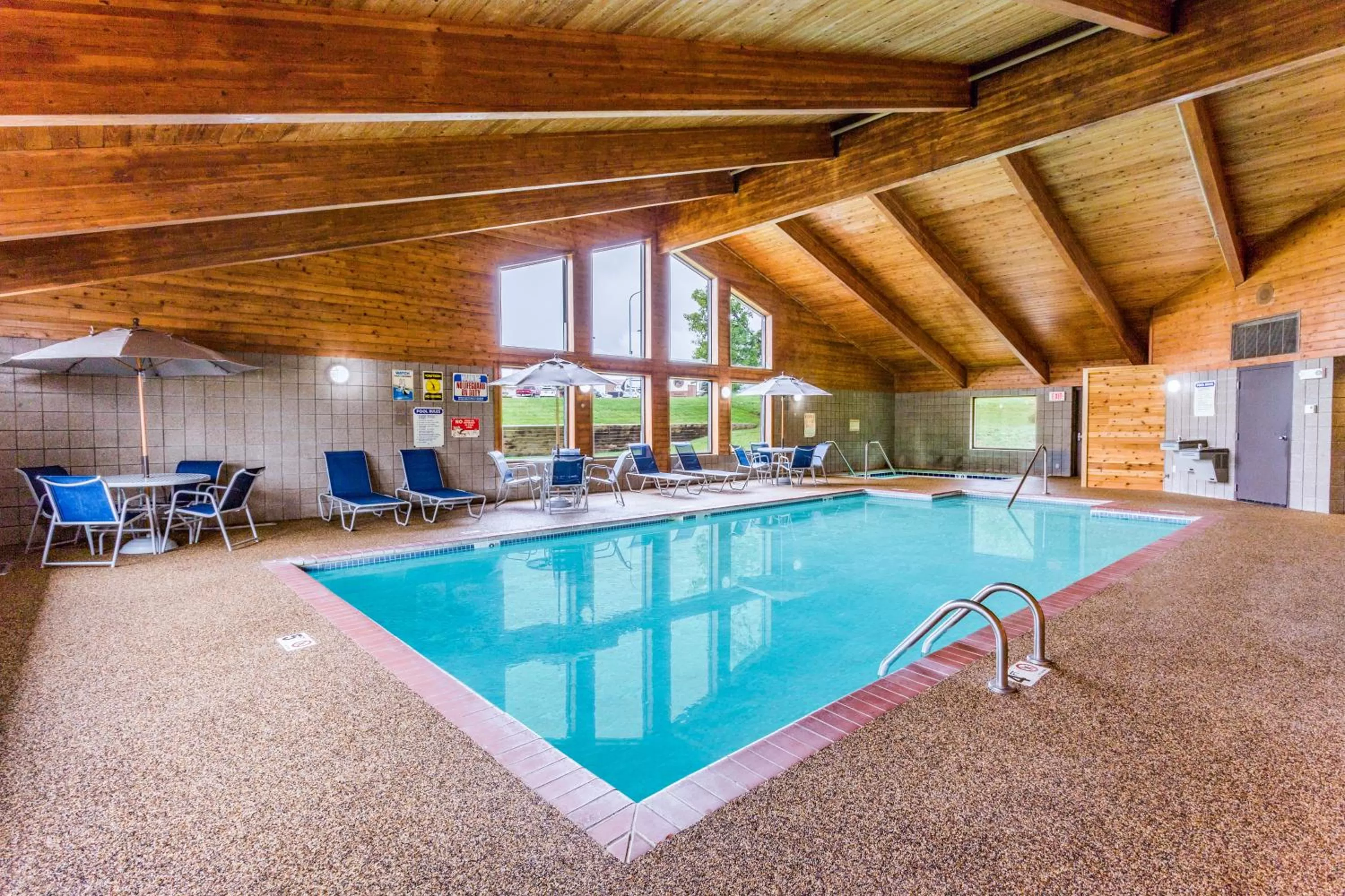 Swimming pool in AmericInn by Wyndham Dickinson