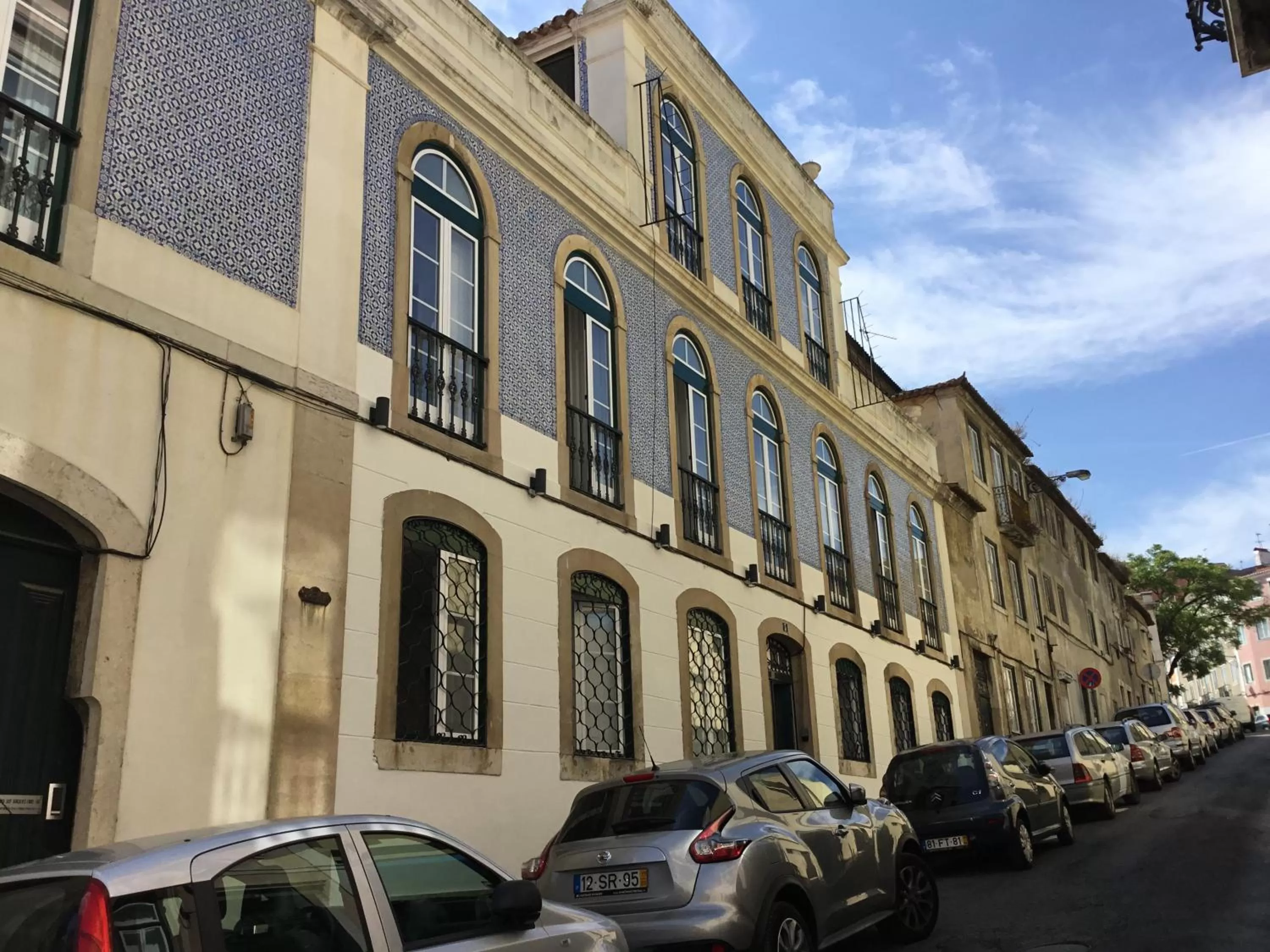 Property building in Garam Lisboa