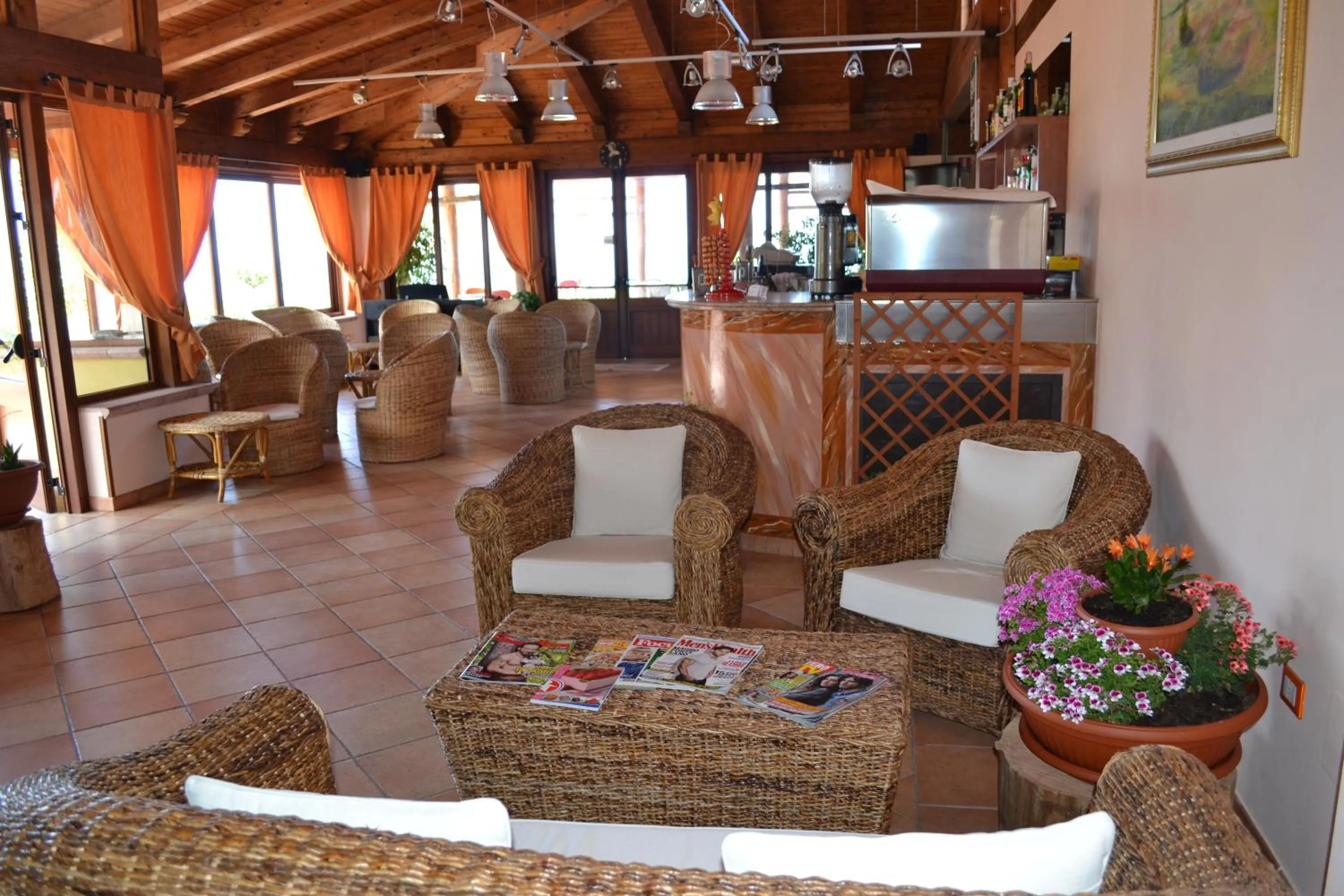 Communal lounge/ TV room in Residence New Paradise