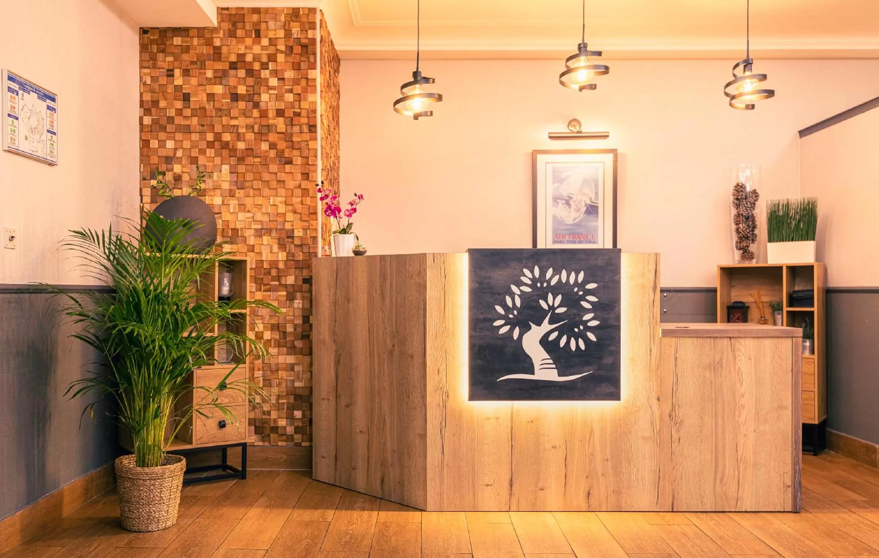 Restaurant/places to eat in Best Western Marseille Aeroport