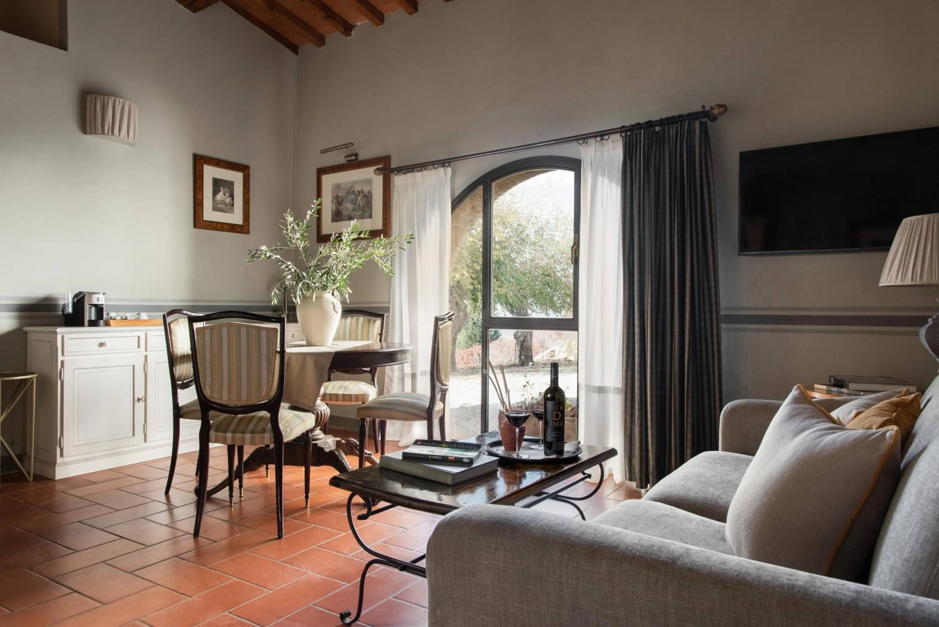 Seating area in Relais Villa Olmo - Place of Charme
