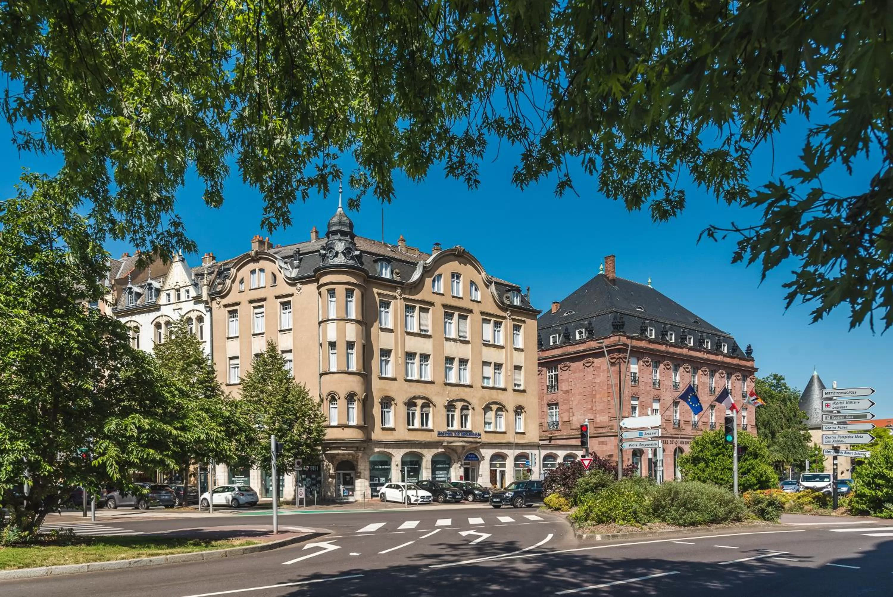 Property building in Hôtel Le Mondon Metz