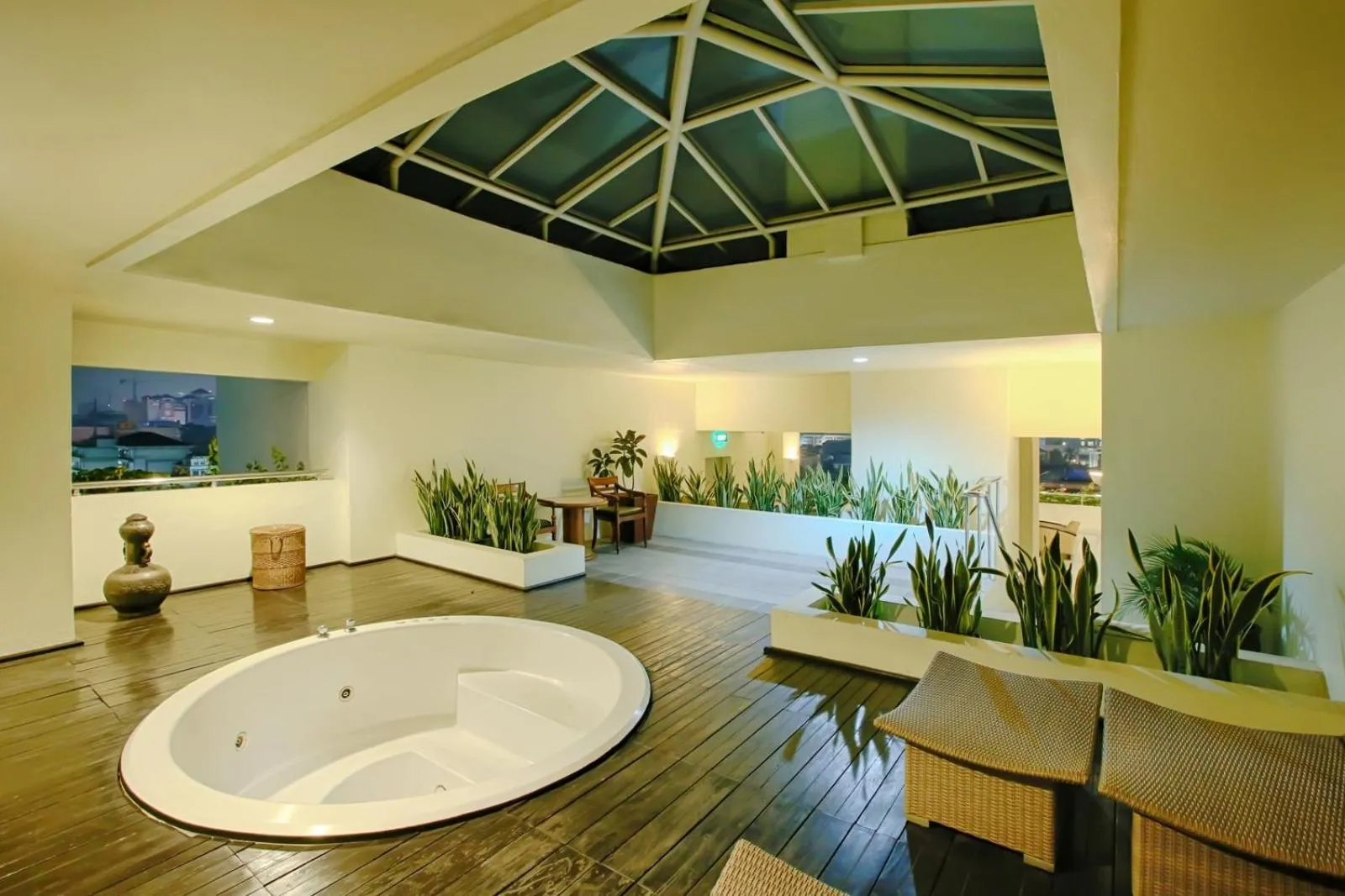 Balcony/Terrace in Grand Hotel Preanger