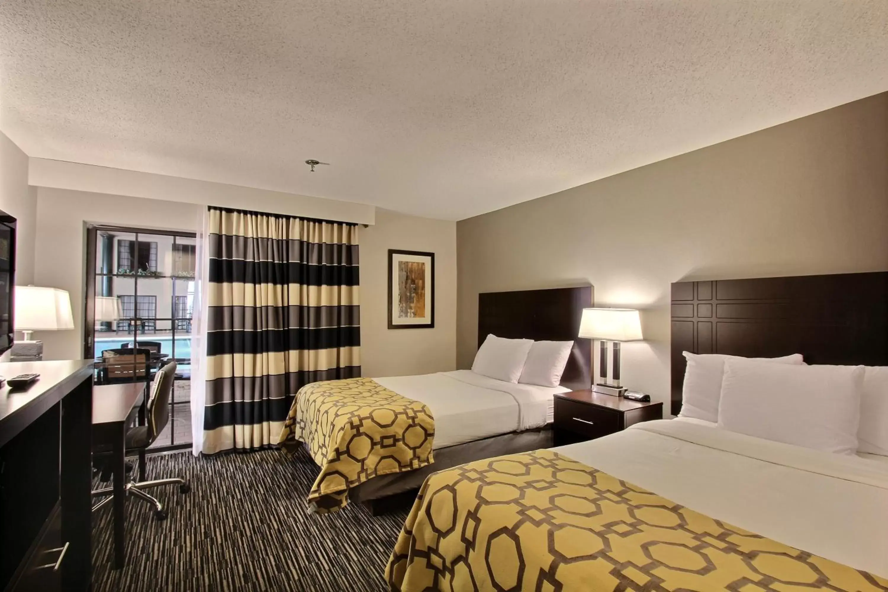 Double Room with Two Double Beds - Non-Smoking in Baymont by Wyndham Madison West/Middleton WI West Double Room with Two Double Beds - Non-Smoking in Baymont by Wyndham Madison West/Middleton WI West