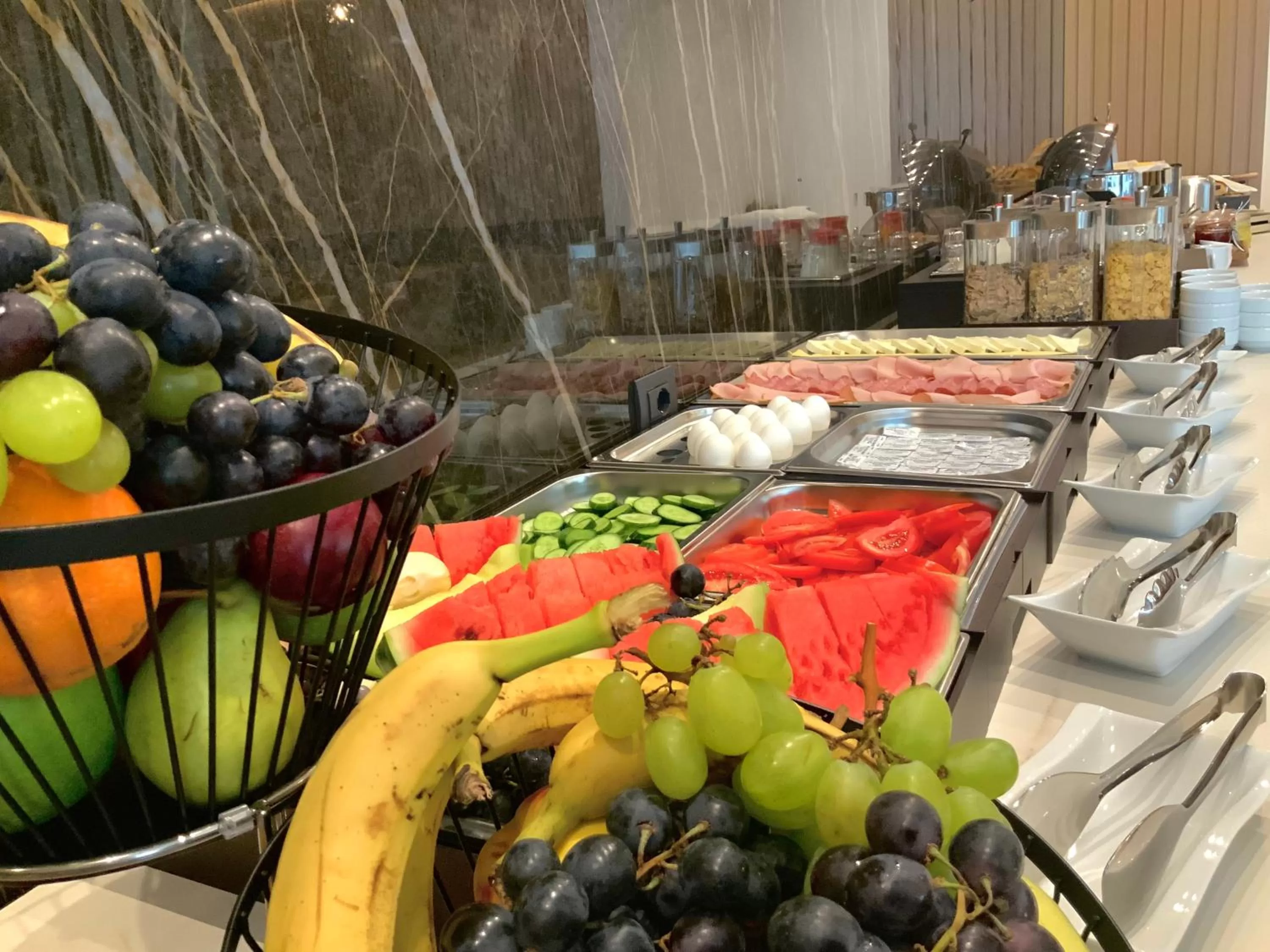 Breakfast, Food in Amare Hotel