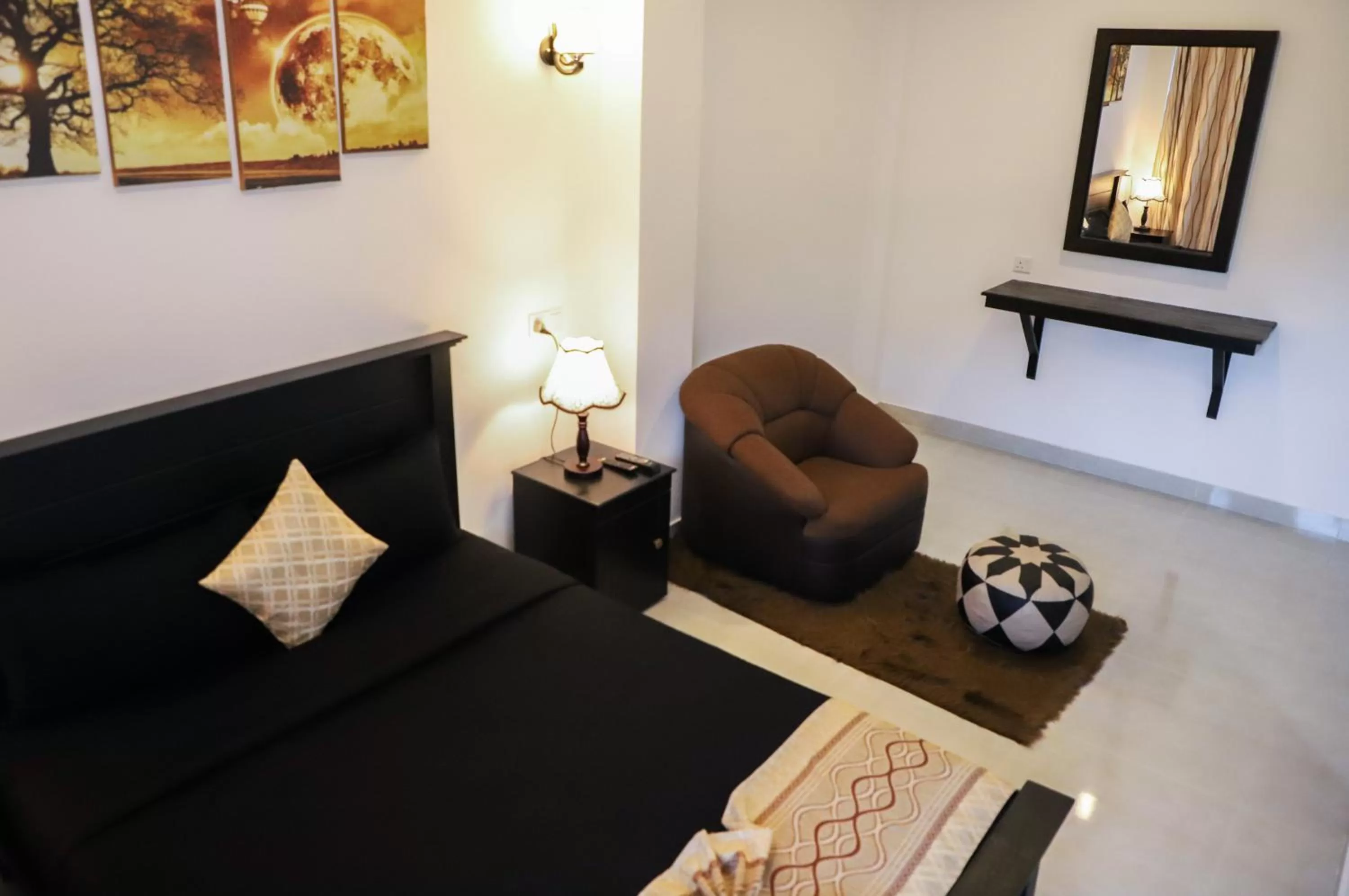 Living room in 4 Aces Ella