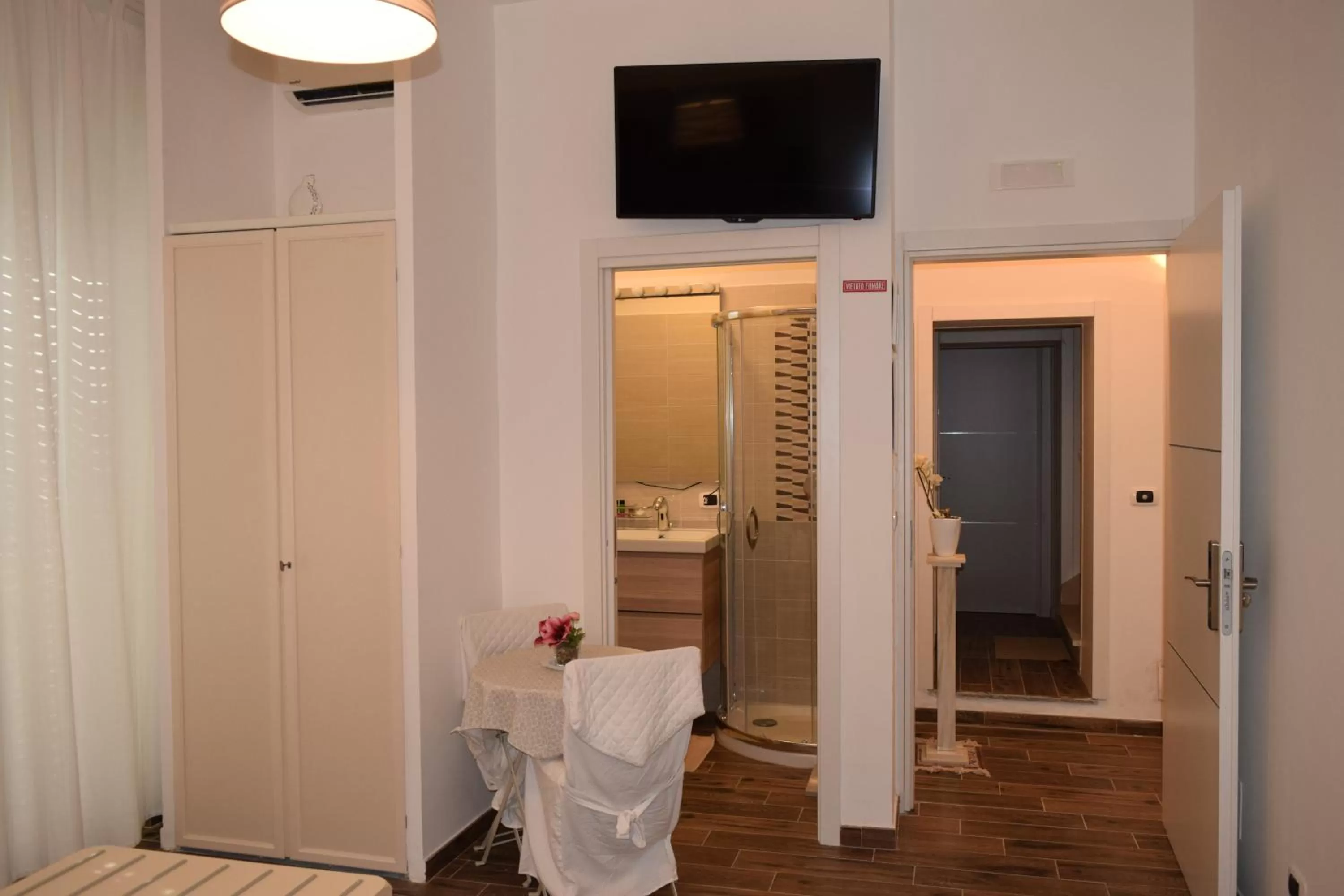 TV and multimedia in DomuS al Corso B&B