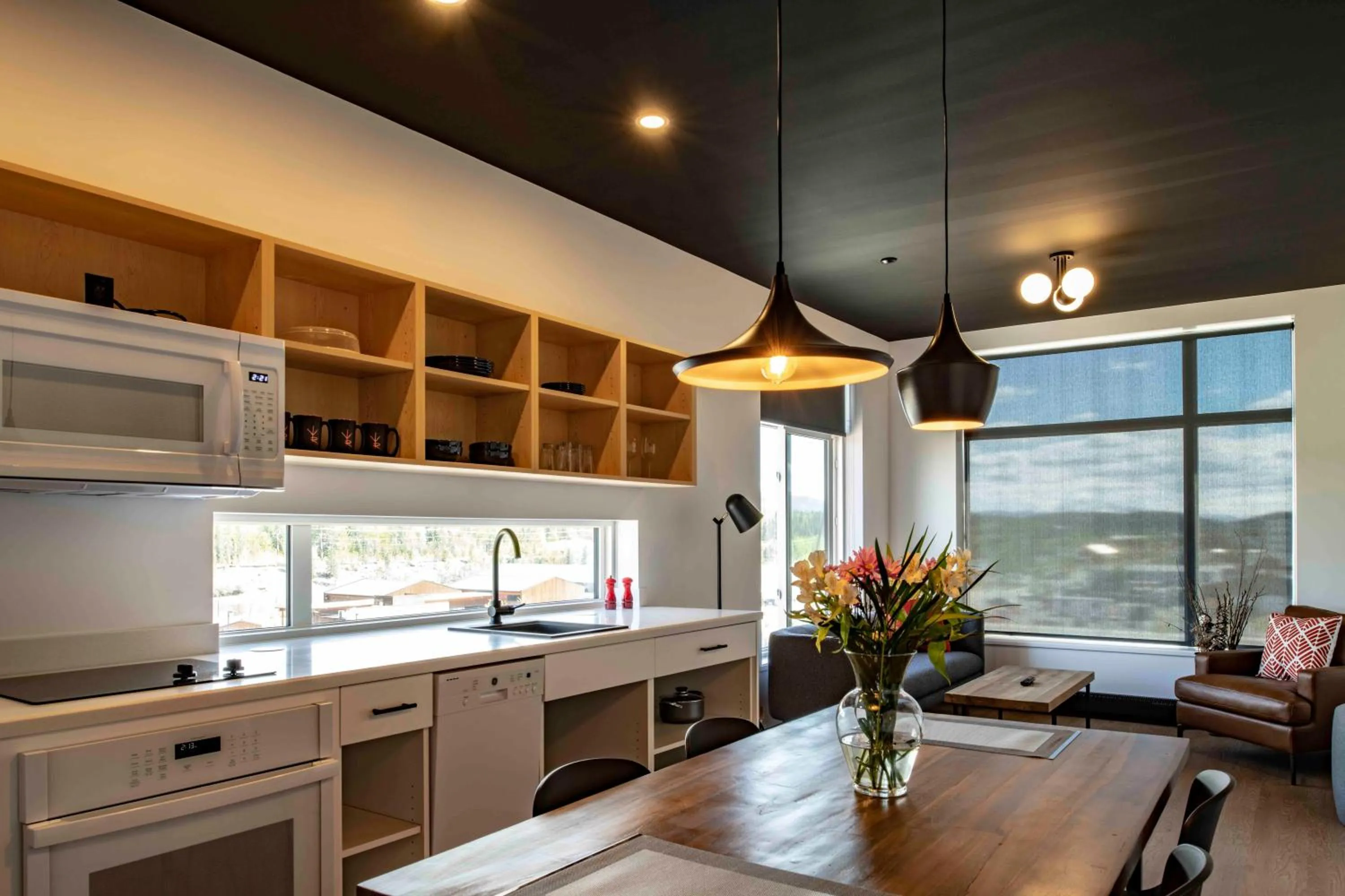 Two-Bedroom Apartment in Raven Inn Whitehorse