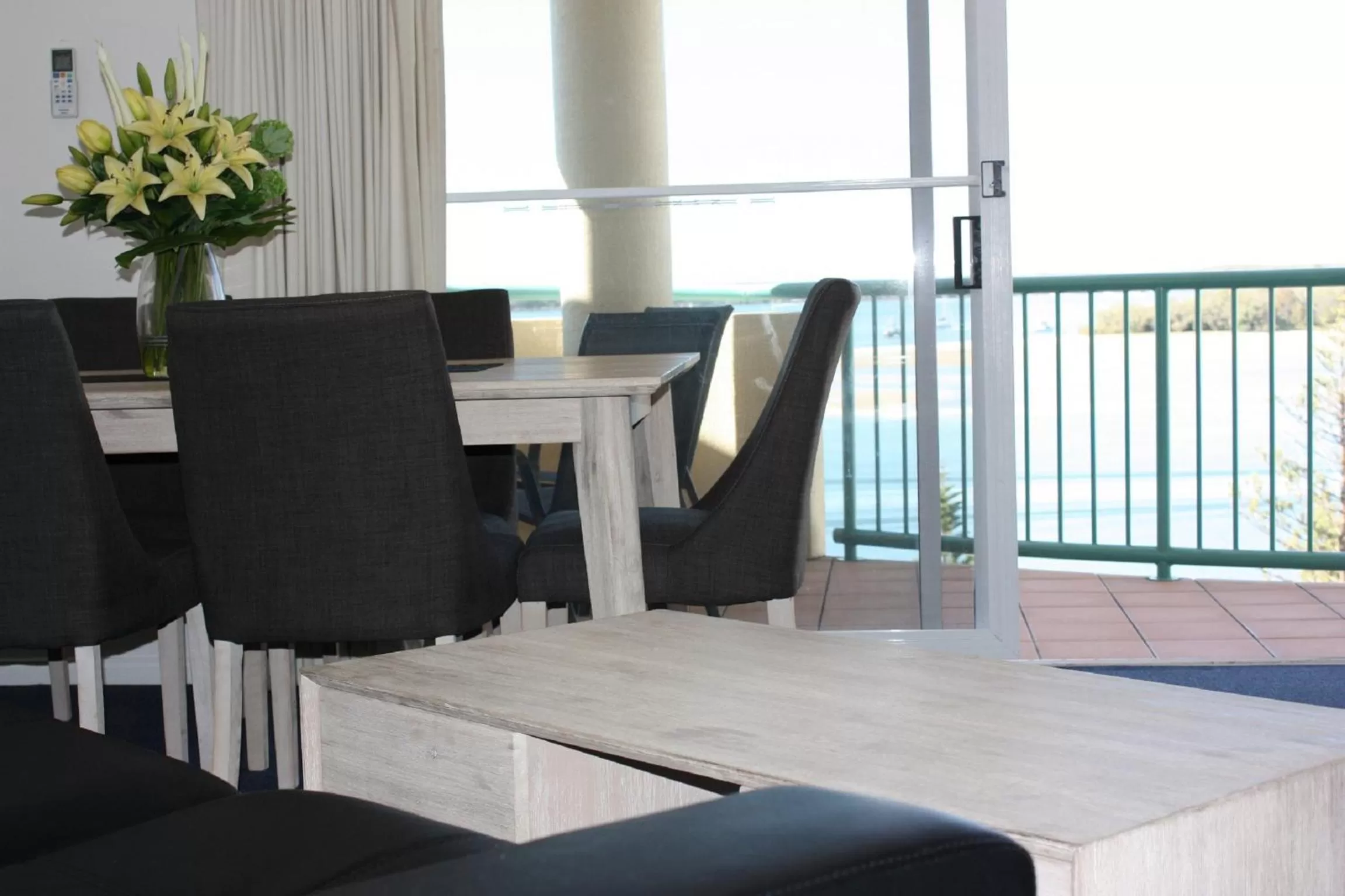 Dining area in Royal Pacific Resort