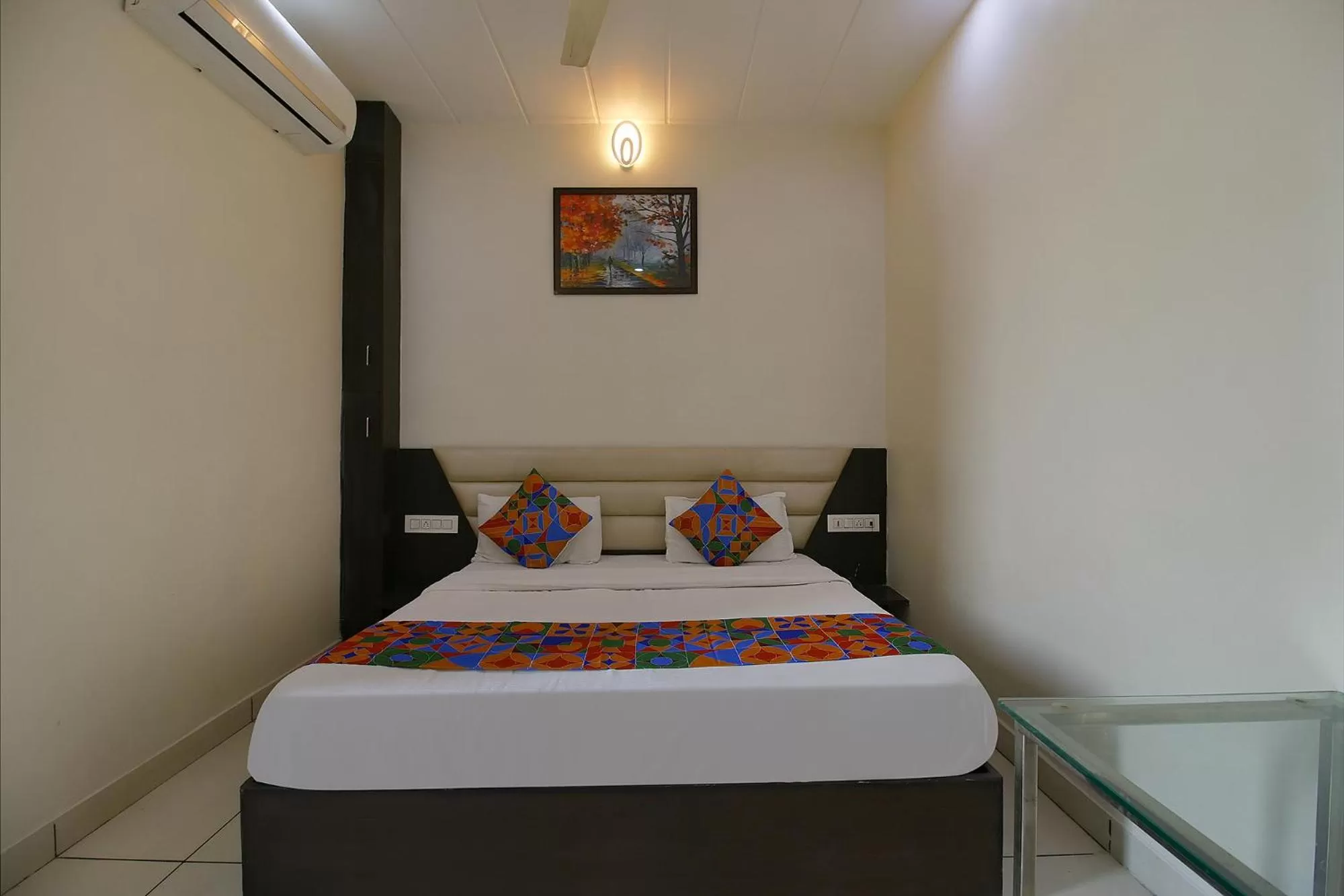 Bedroom, Bed in FabHotel 4G