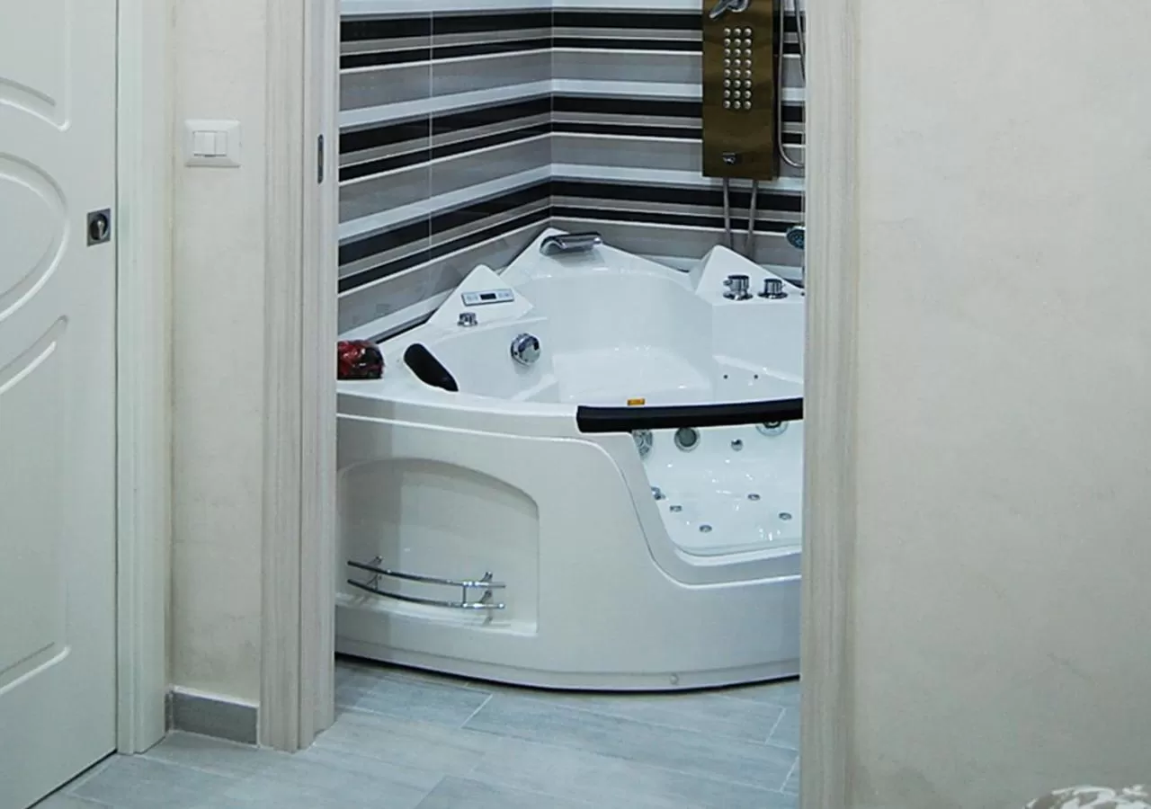 Hot Tub in B&b Vittorio Emanuele II