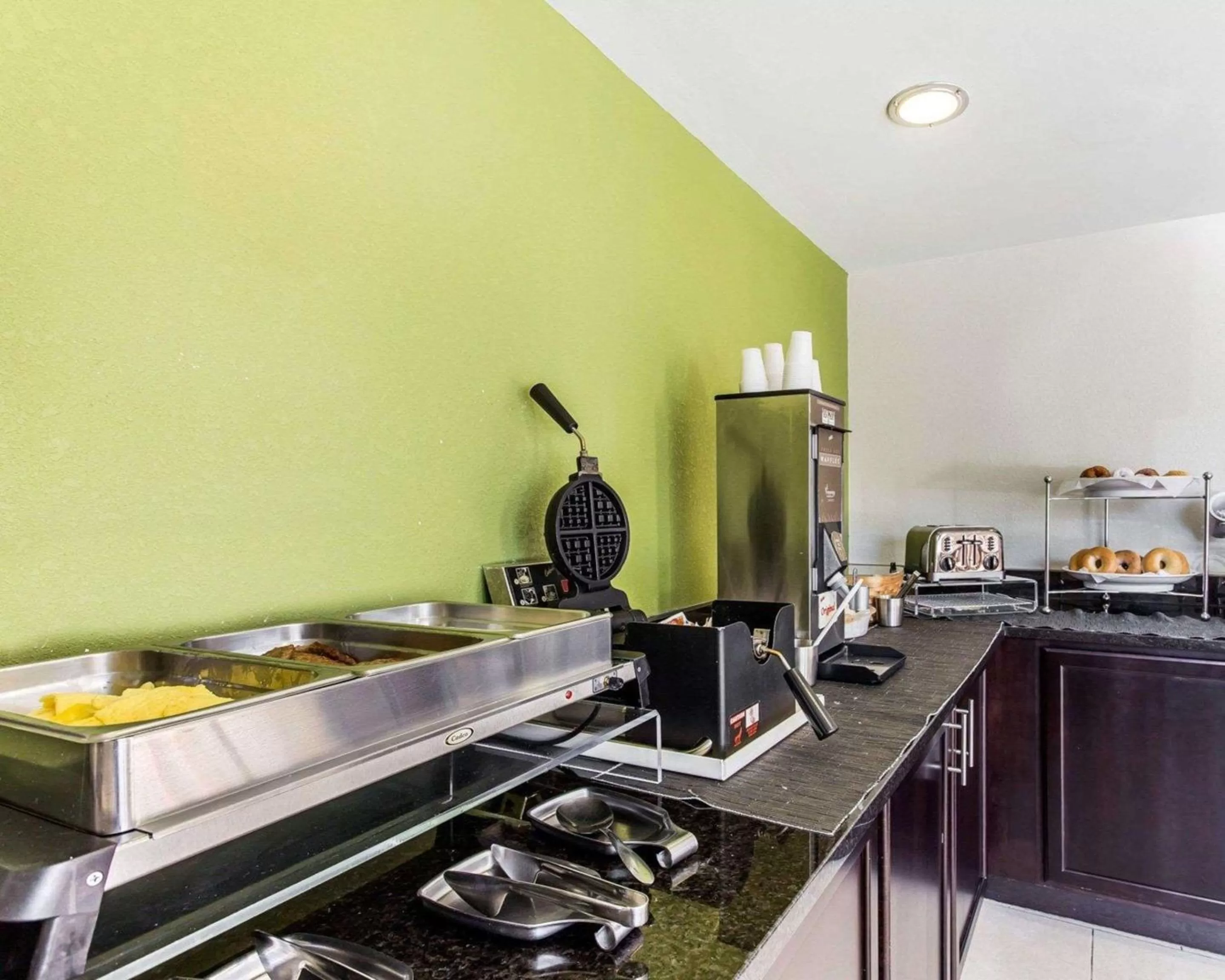 Restaurant/places to eat in Sleep Inn Near Ft Jackson