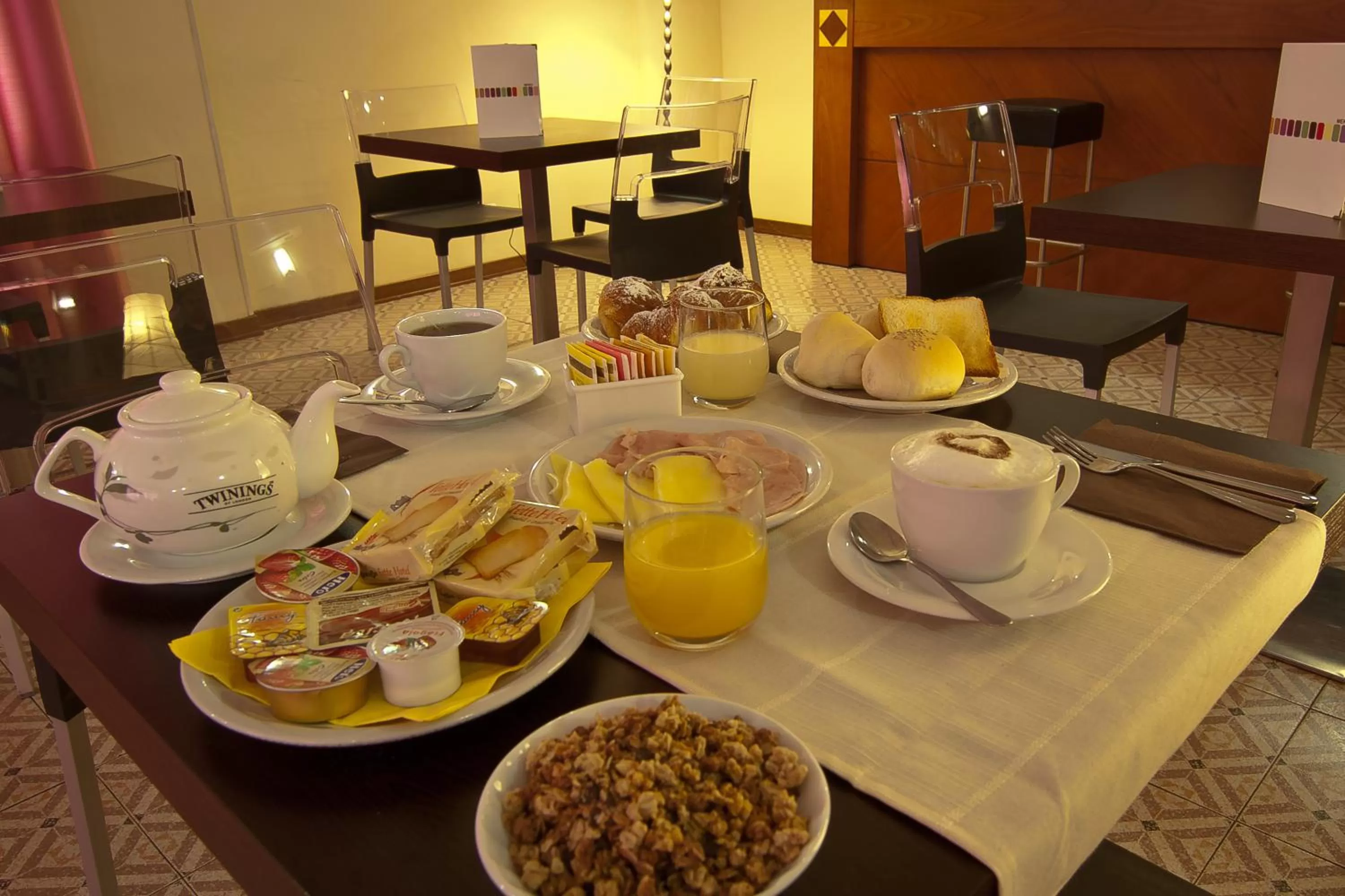 Restaurant/places to eat in Mio Hotel Firenze