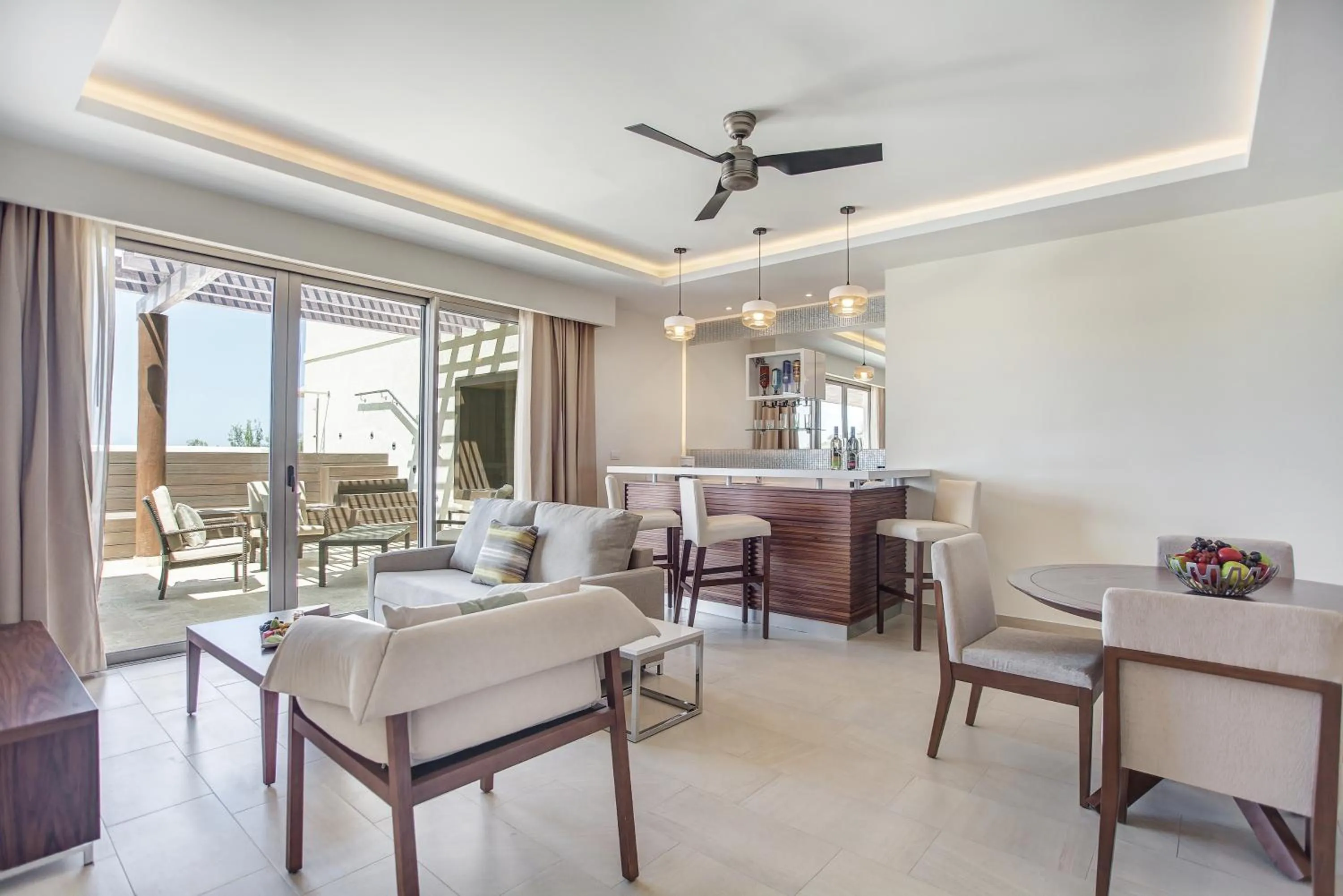 Living room in Royalton Saint Lucia, An Autograph Collection All-Inclusive Resort