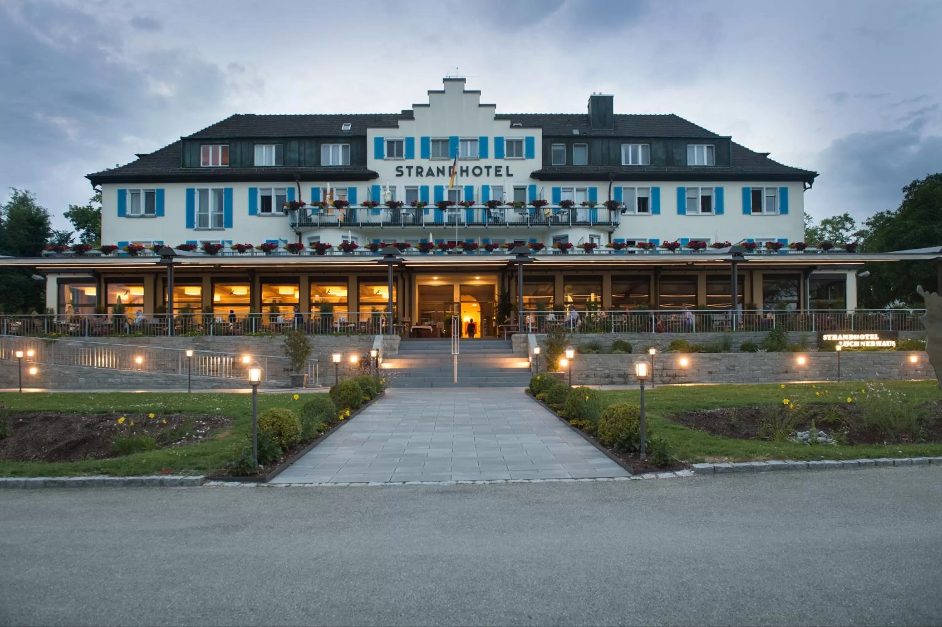 Property Building in Strandhotel Löchnerhaus