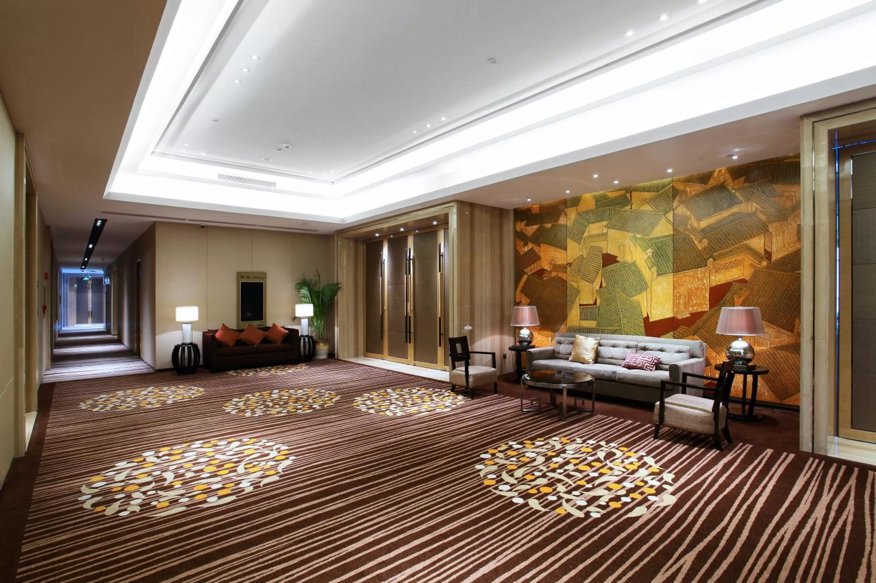 Meeting/conference room, Bed in Holiday Inn Chengdu Oriental Plaza