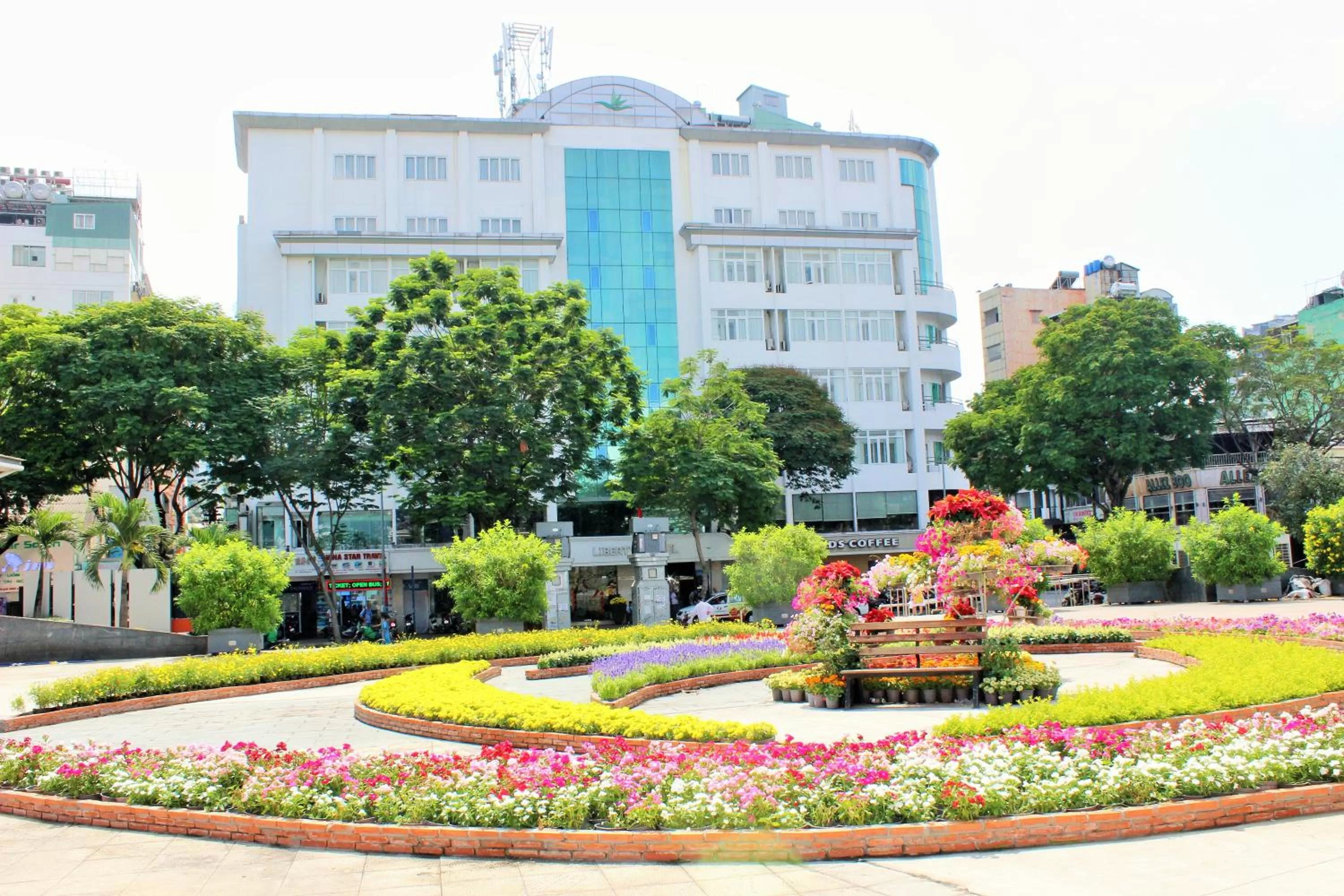 Property building in Liberty Hotel Saigon Greenview