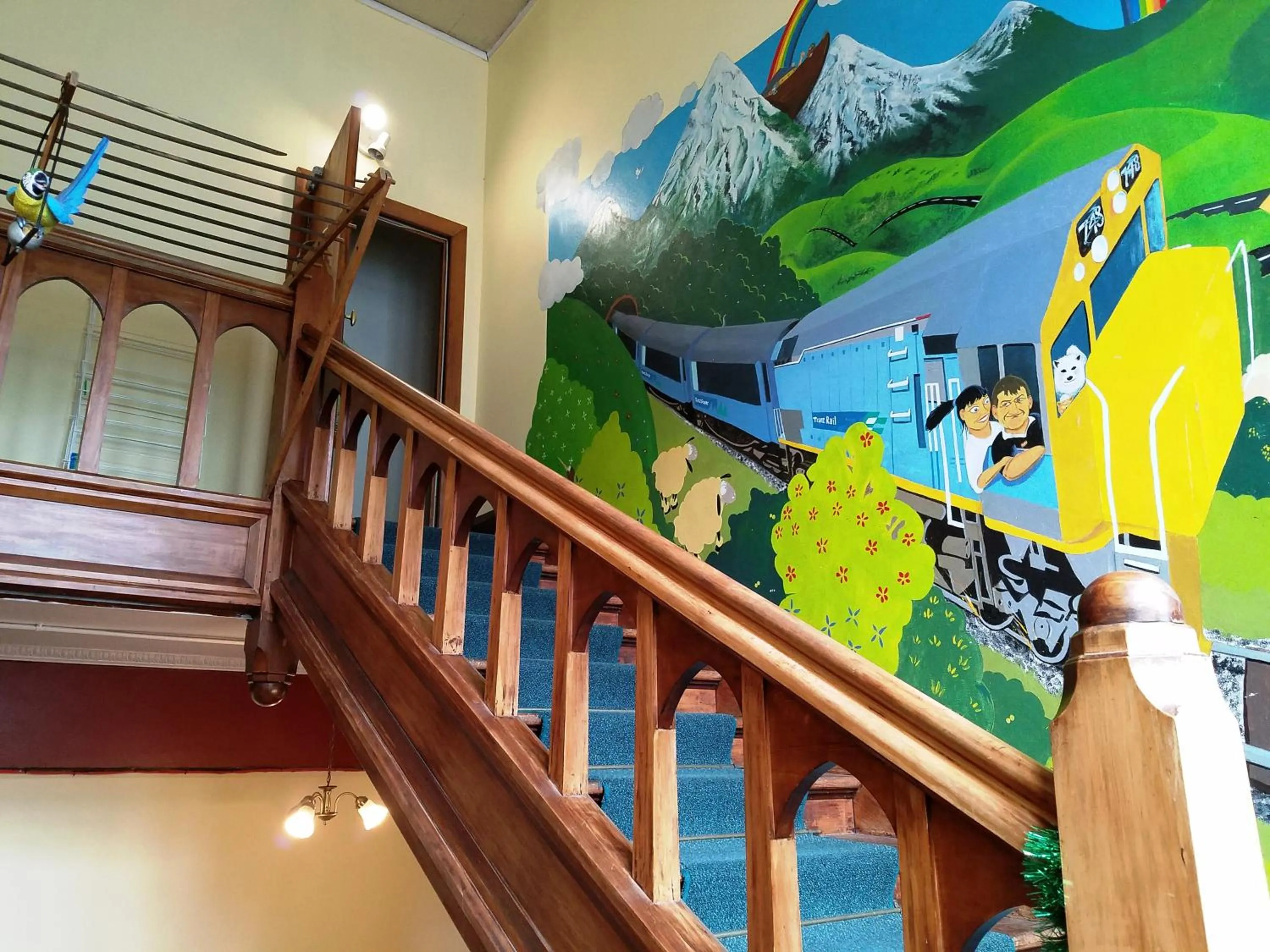 Property building in Noah's Ark Flashpacker