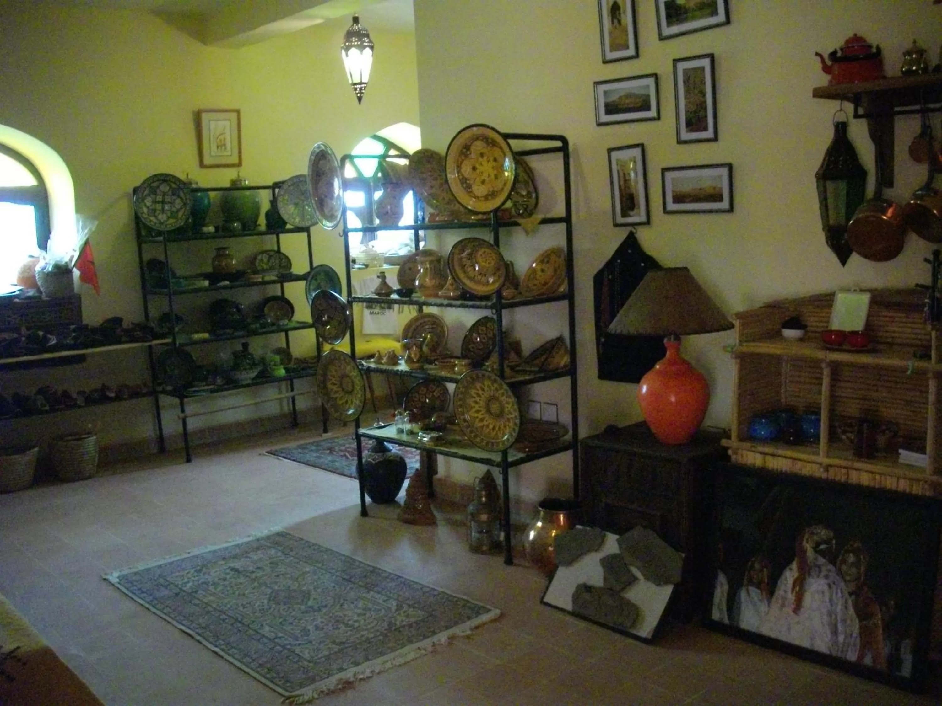 On-site shops in Kasbah Zitoune