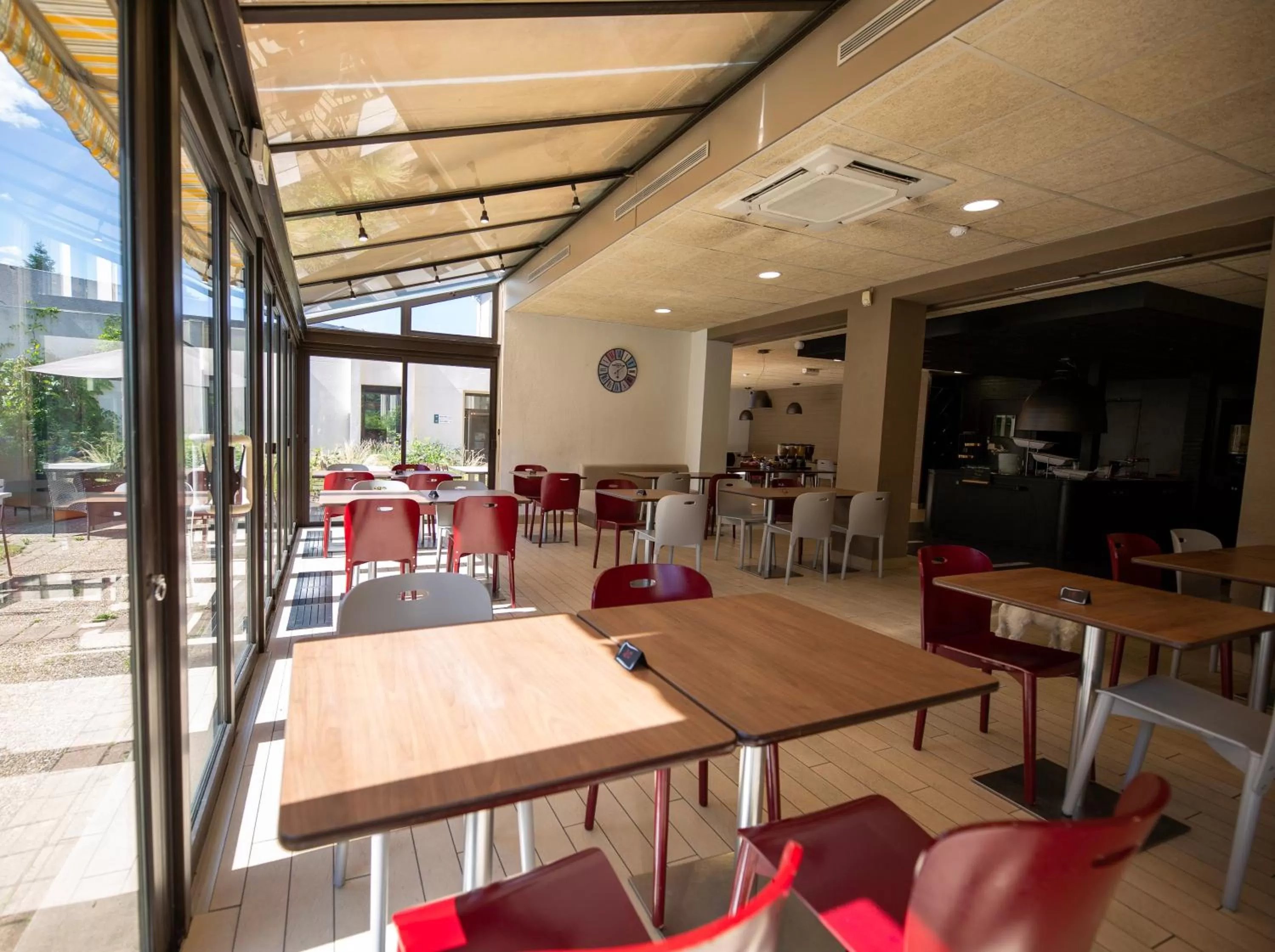 Restaurant/places to eat in Kyriad Blois Sud - Vineuil