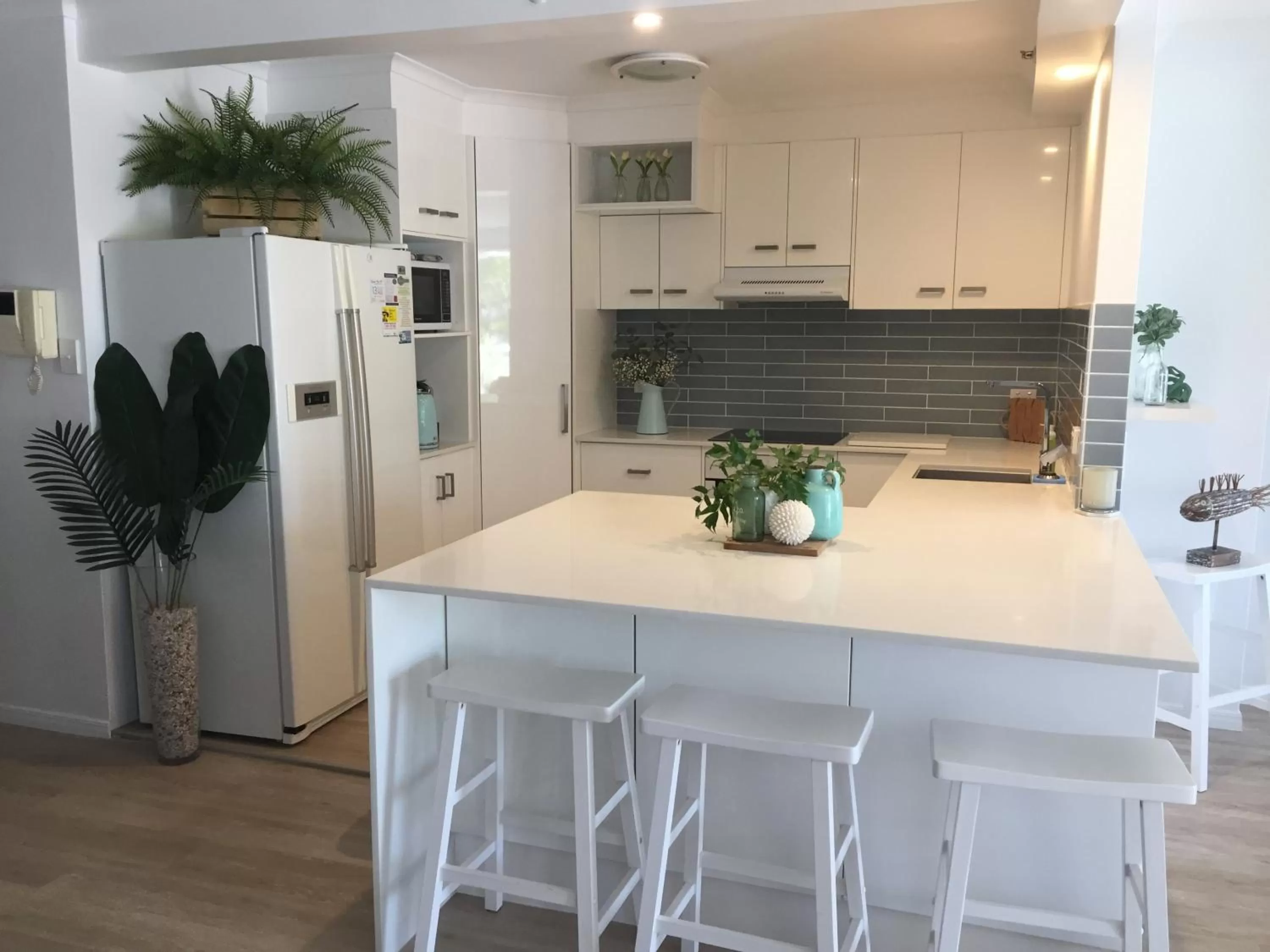 Kitchen or kitchenette in Ocean Sands Resort