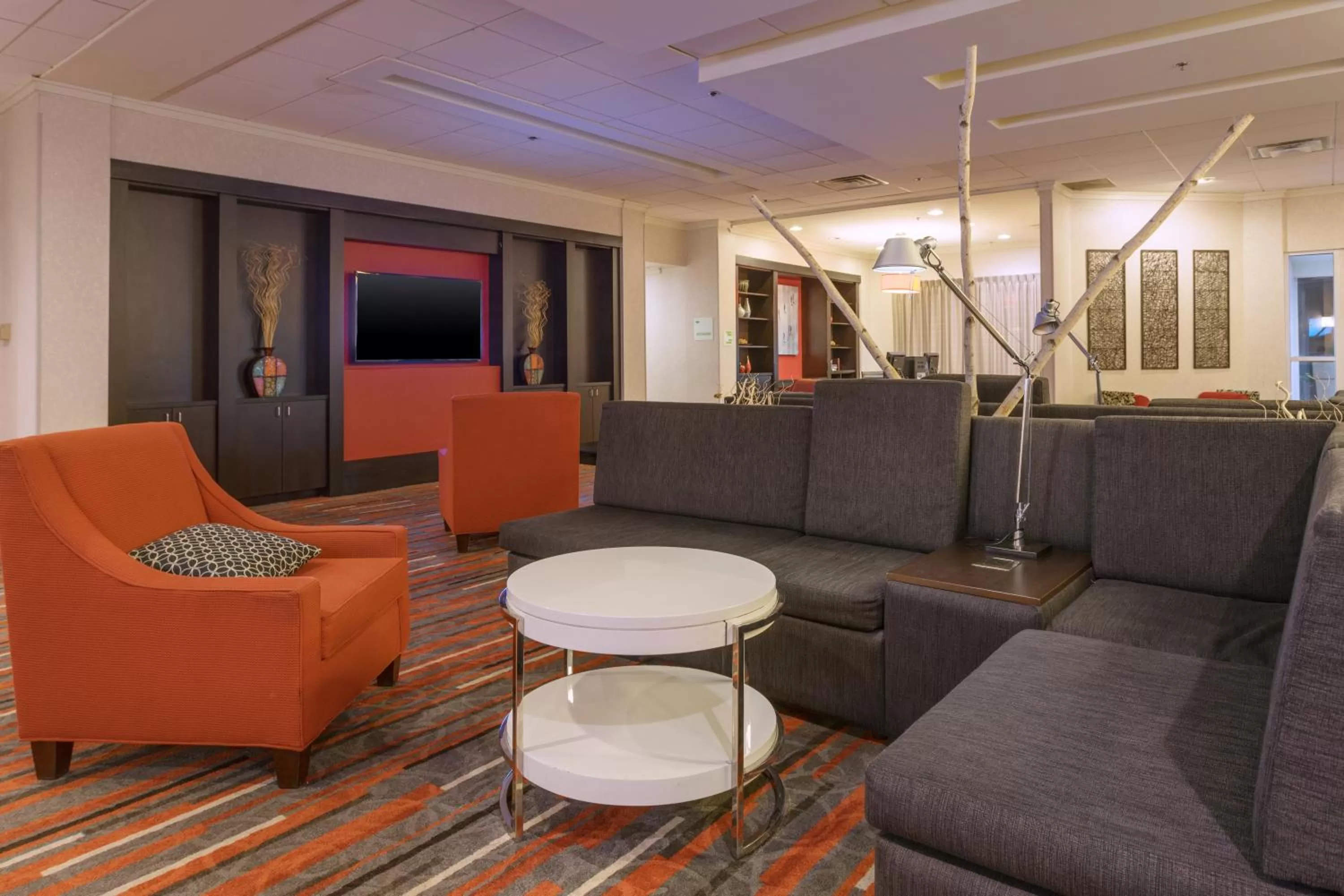 Property building in Holiday Inn Harrisburg I-81 Hershey Area by IHG