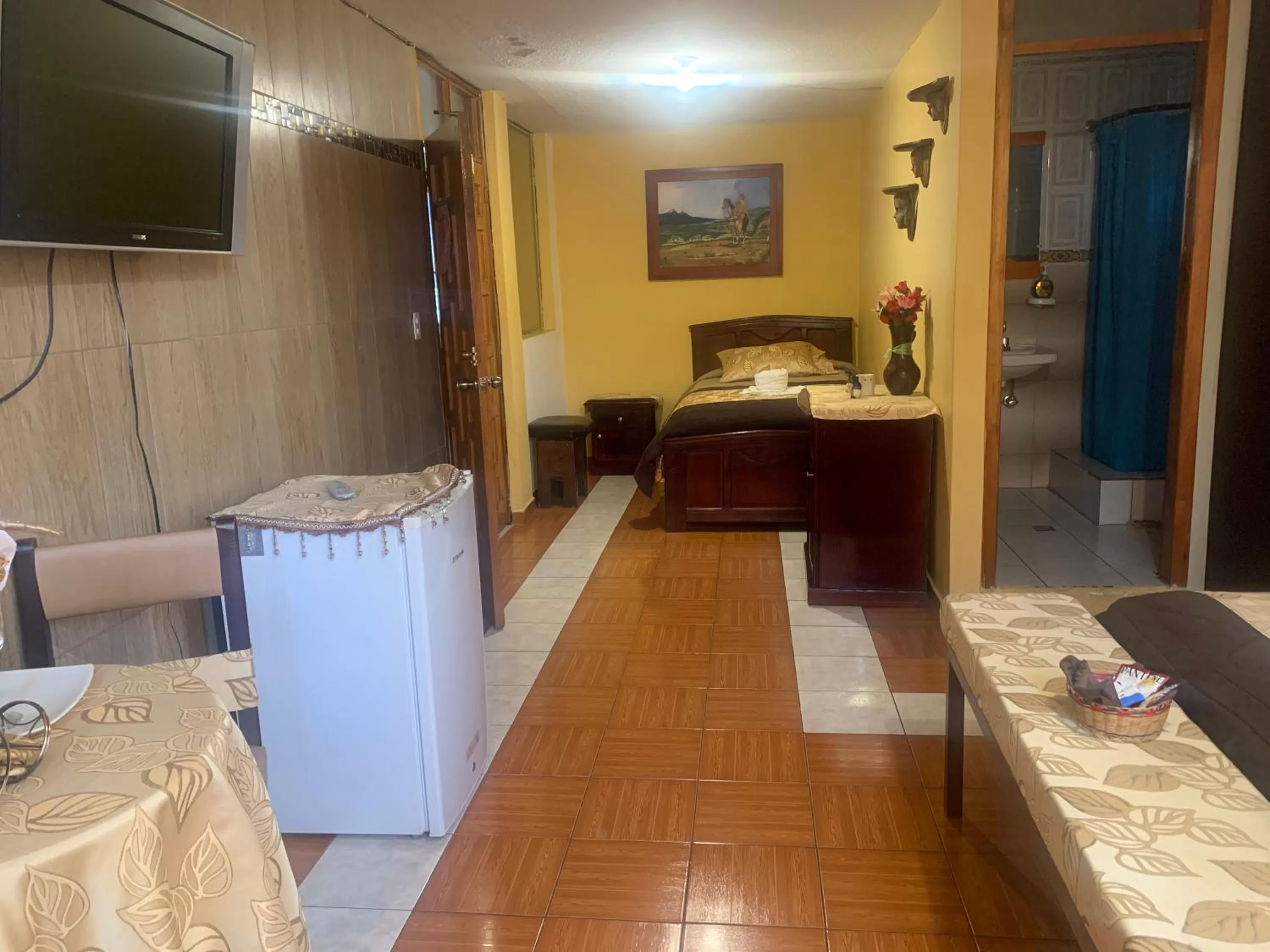 Bed in Hostal Jora Continental