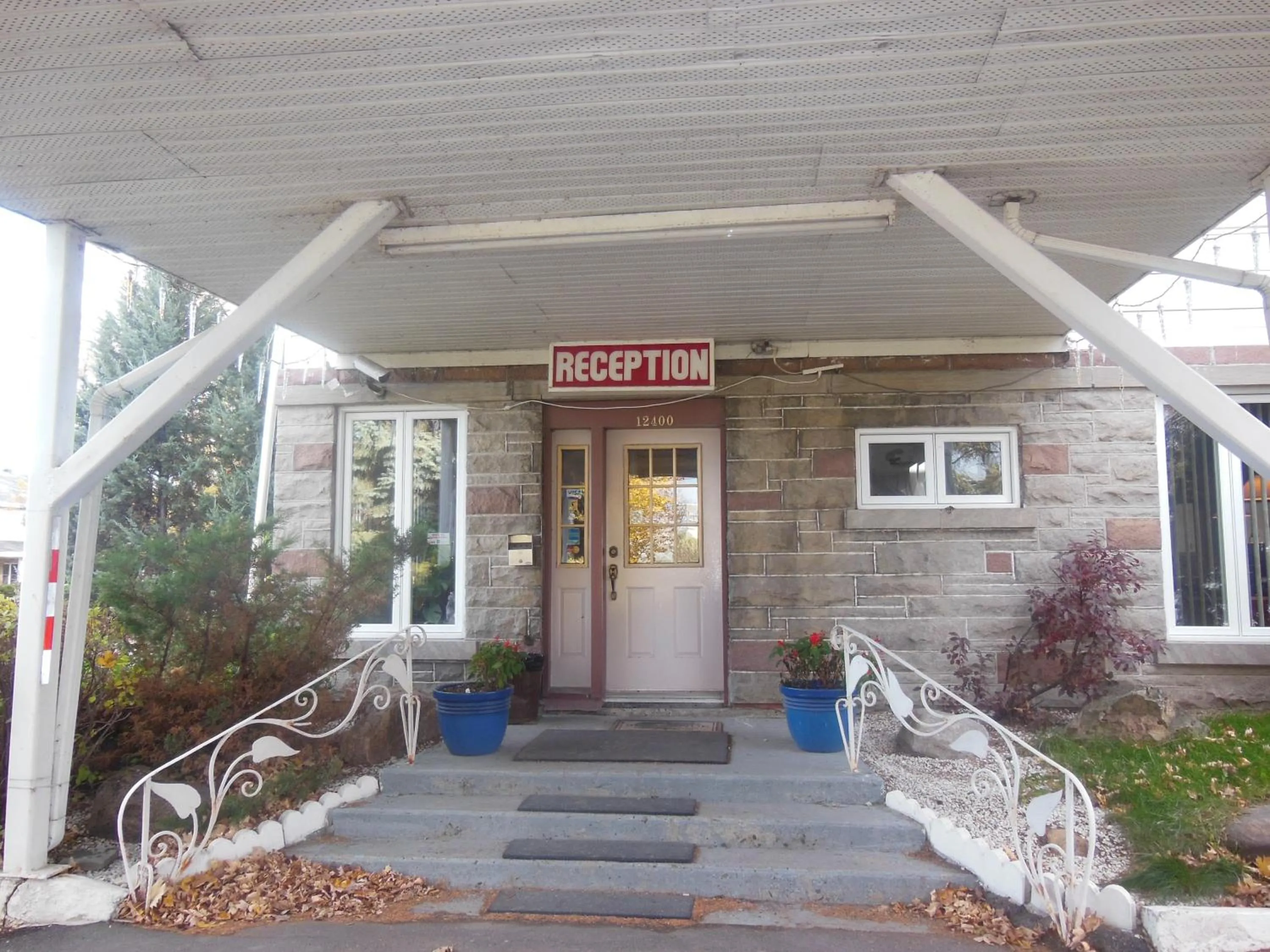 Facade/entrance in Motel Le Paysan