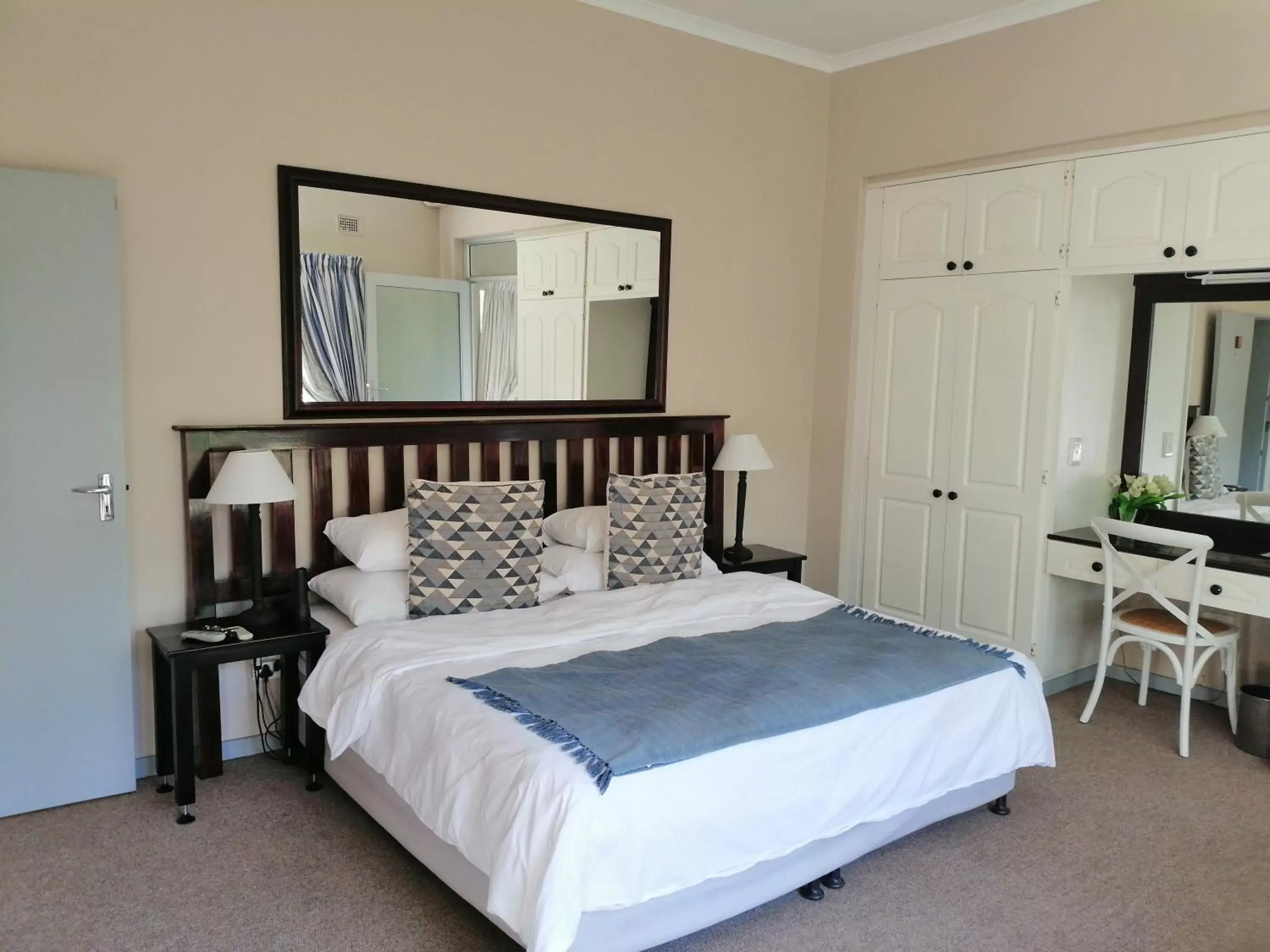 Deluxe Double Room in Dunranch House Deluxe Double Room in Dunranch House