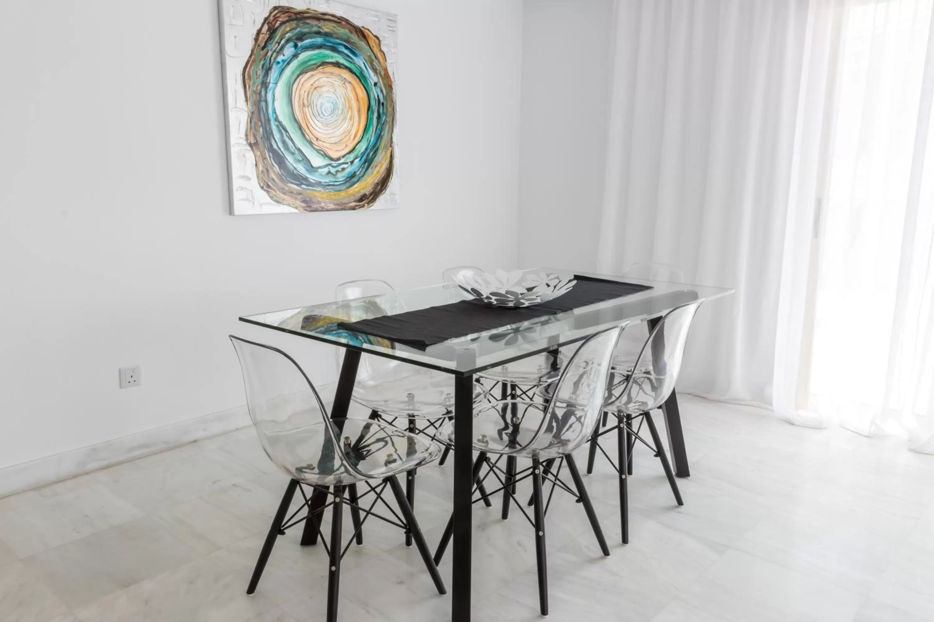 Dining area in Elysia Park