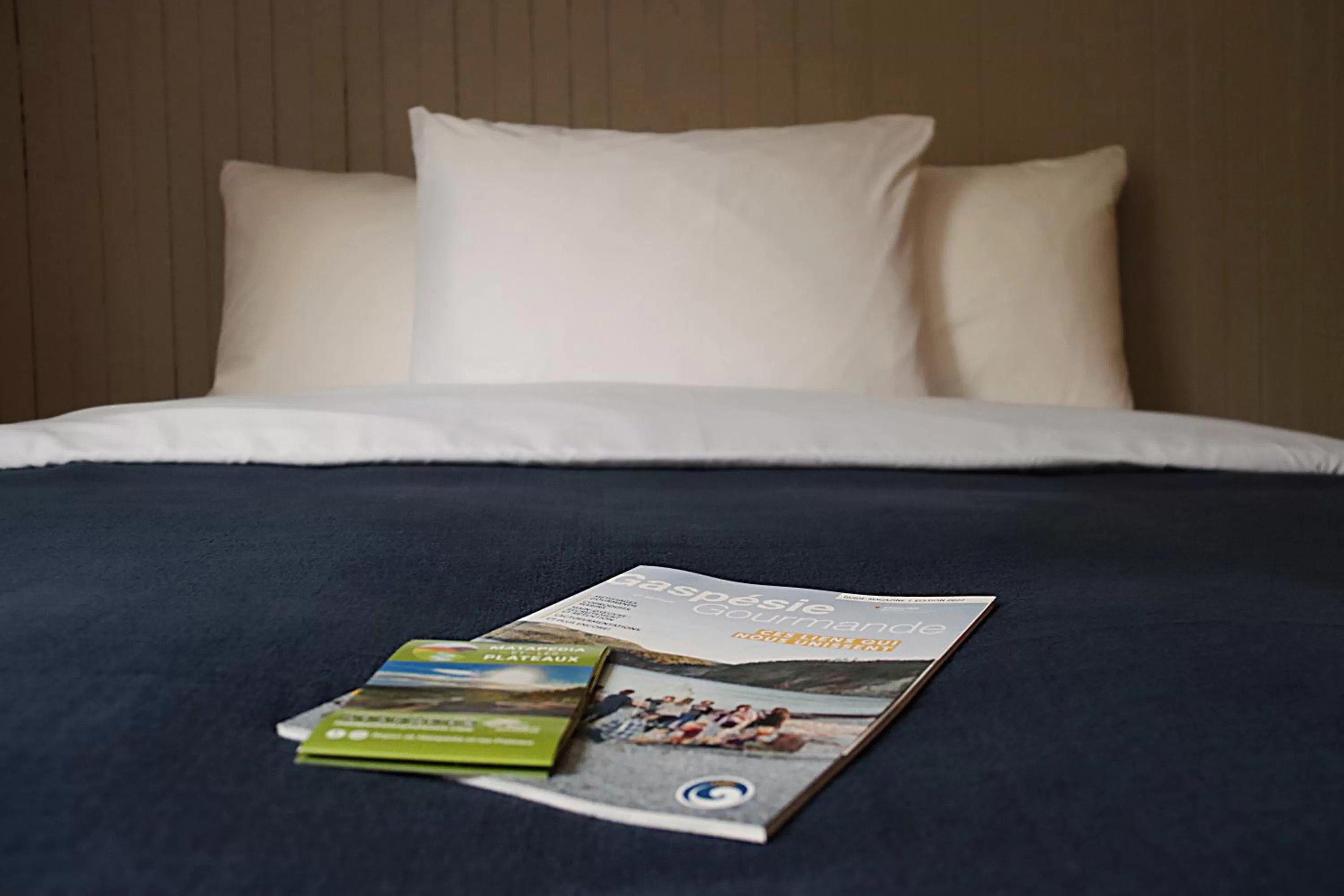 Bedroom, Bed in Chez Casimir