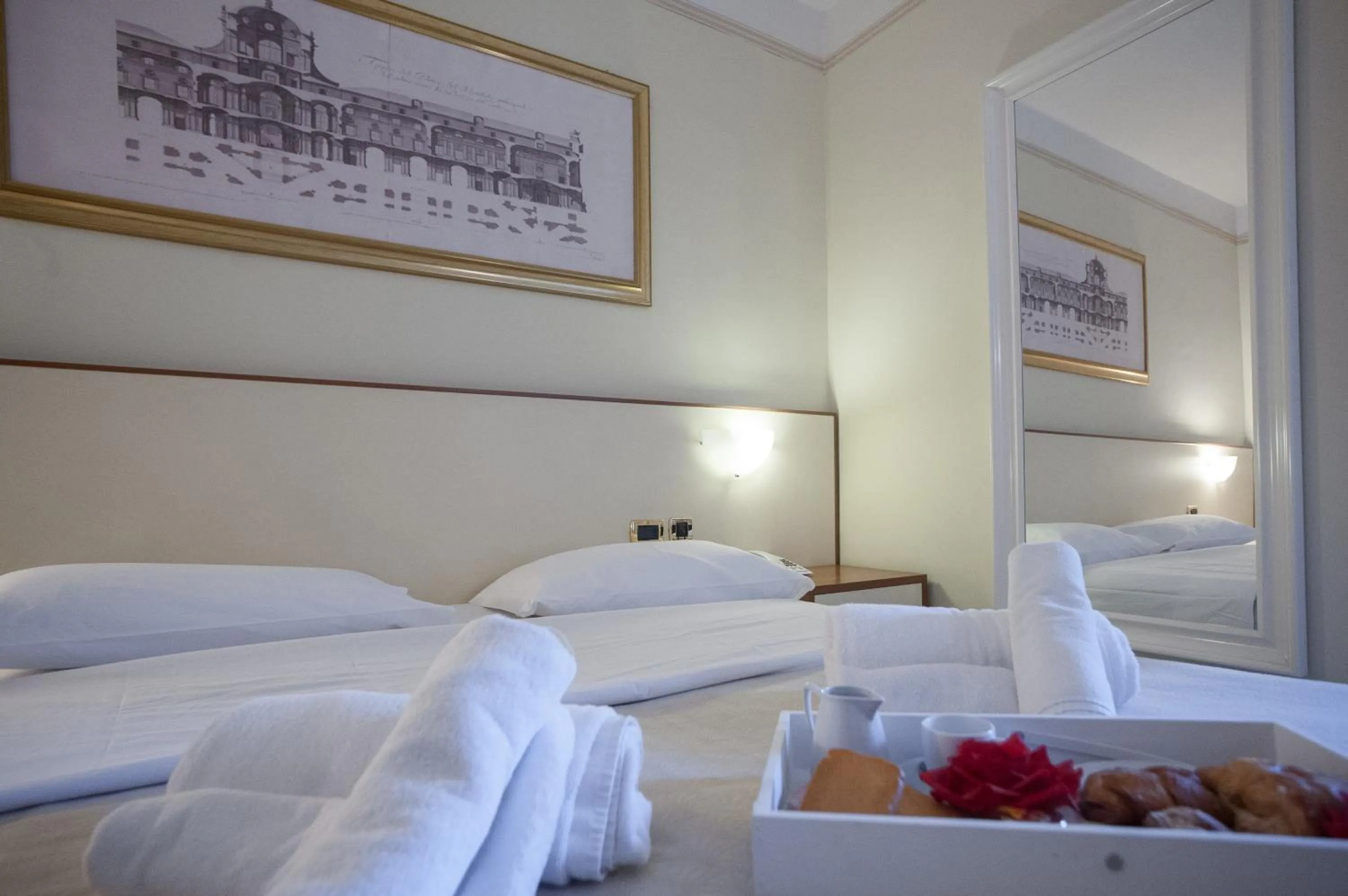 Bed in Hotel Caserta Antica