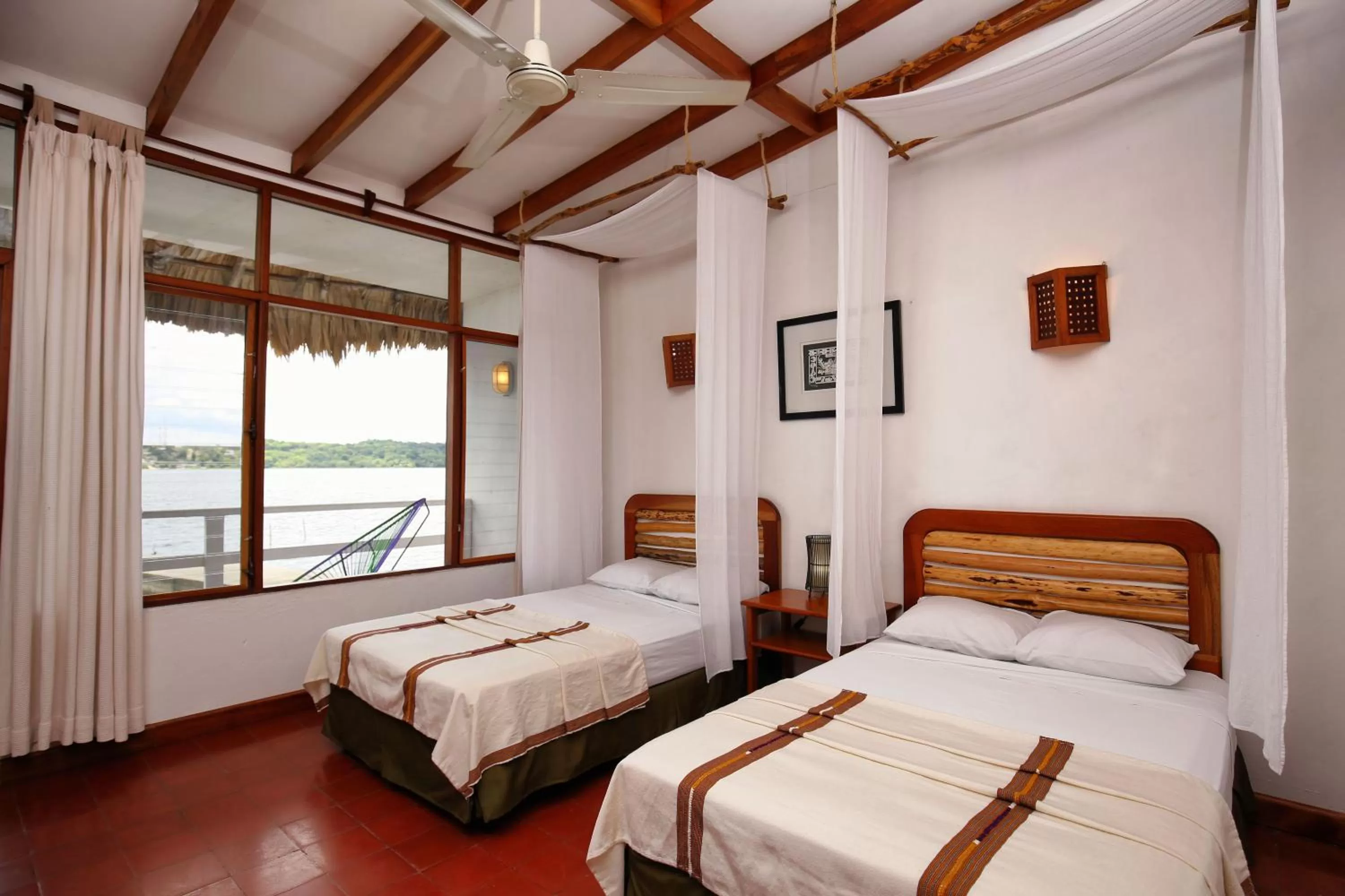 Bedroom, Bed in Hotel Maya Internacional