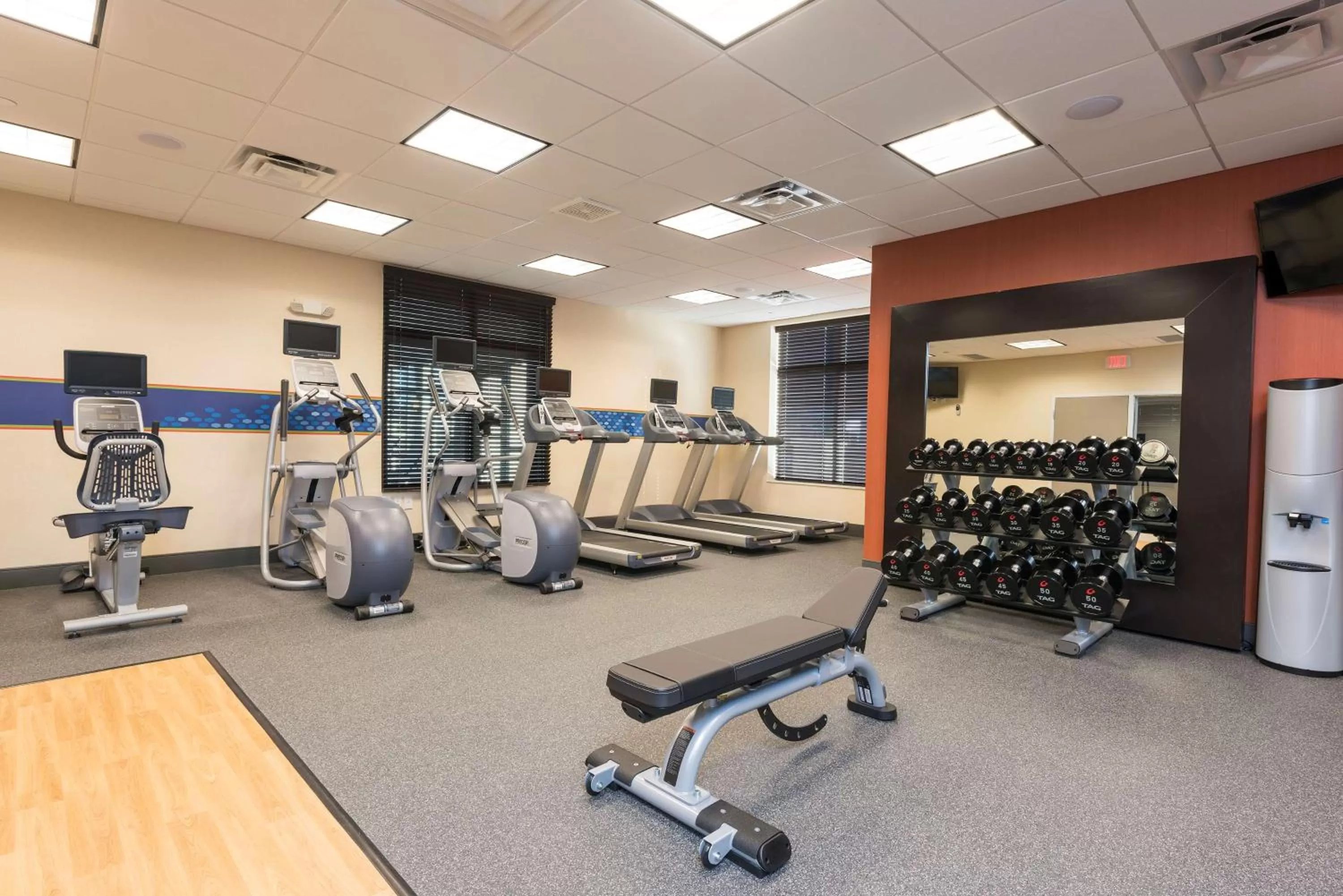 Fitness centre/facilities in Hampton Inn & Suites West Lafayette, In