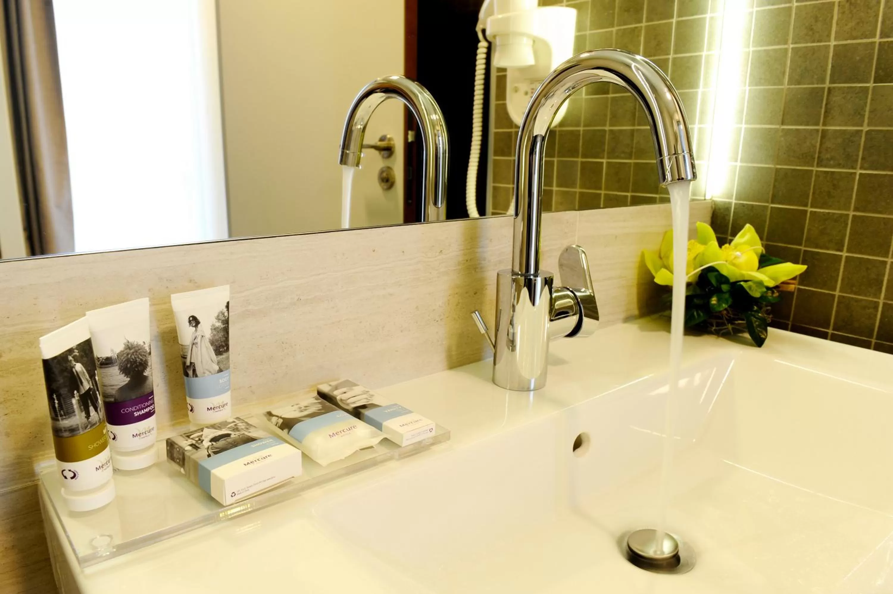 Bathroom in Mercure Bucharest City Center