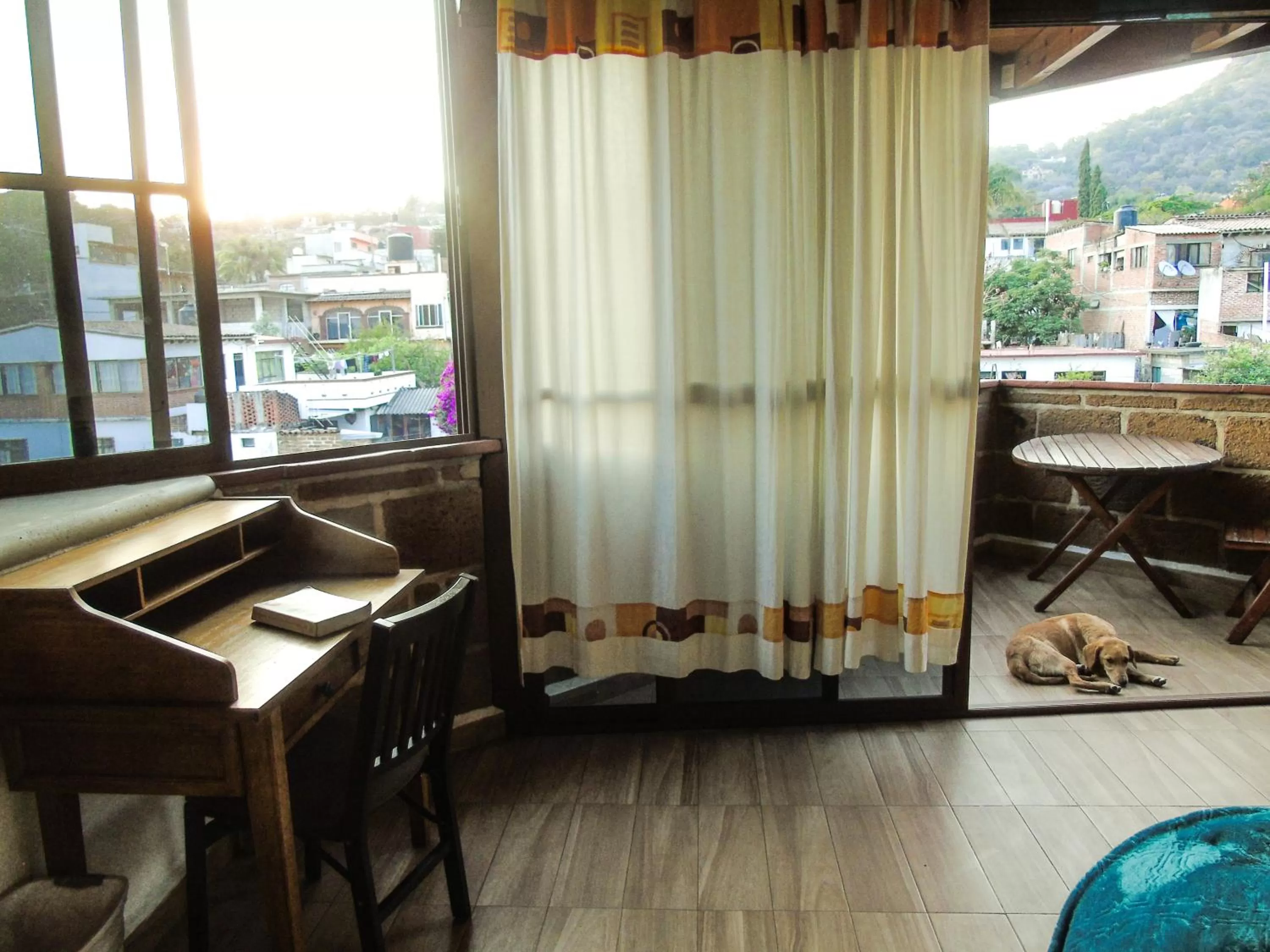 Street view in Ma Petite Maison