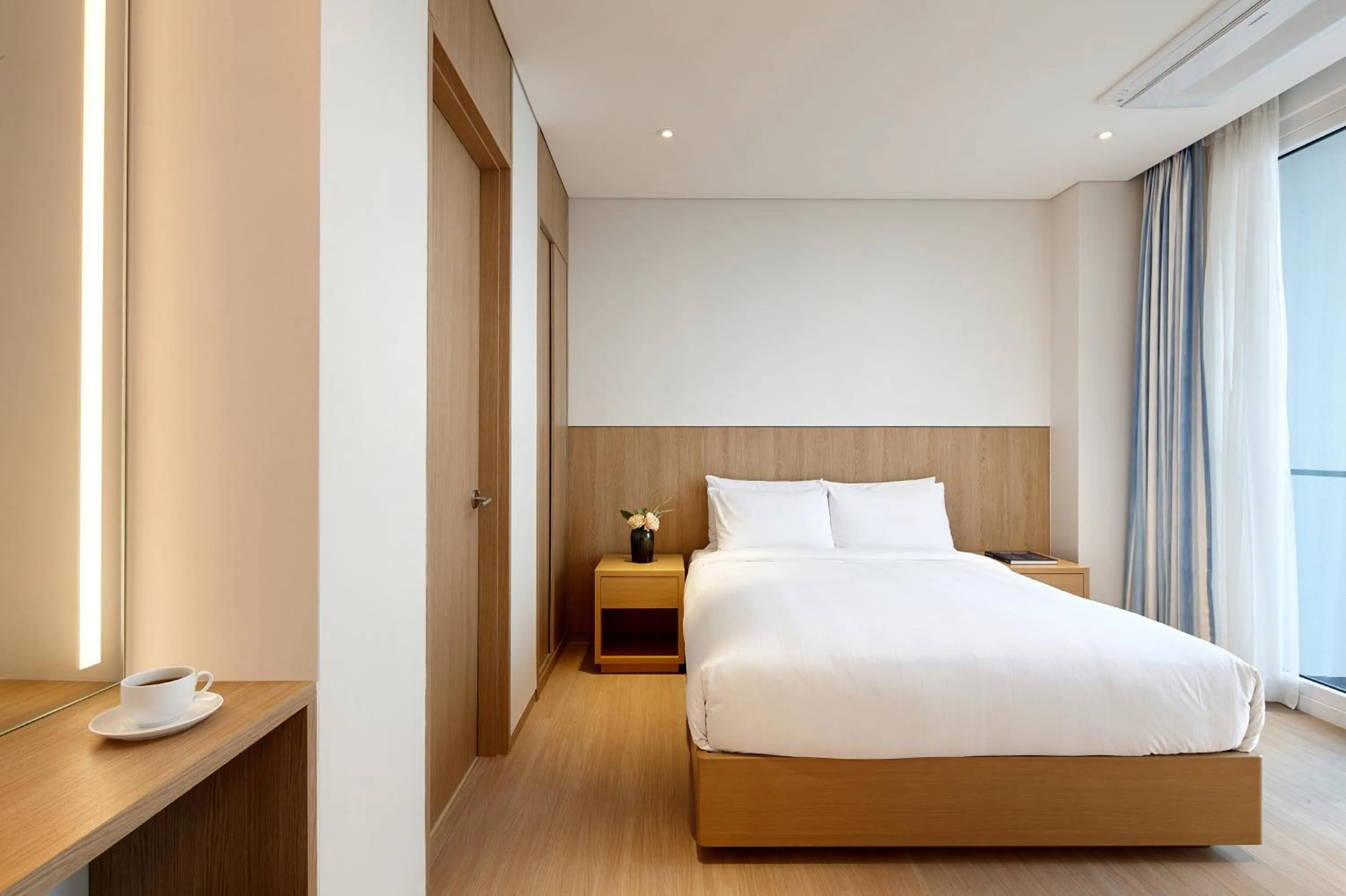 Bed in Lotte Resort Sokcho