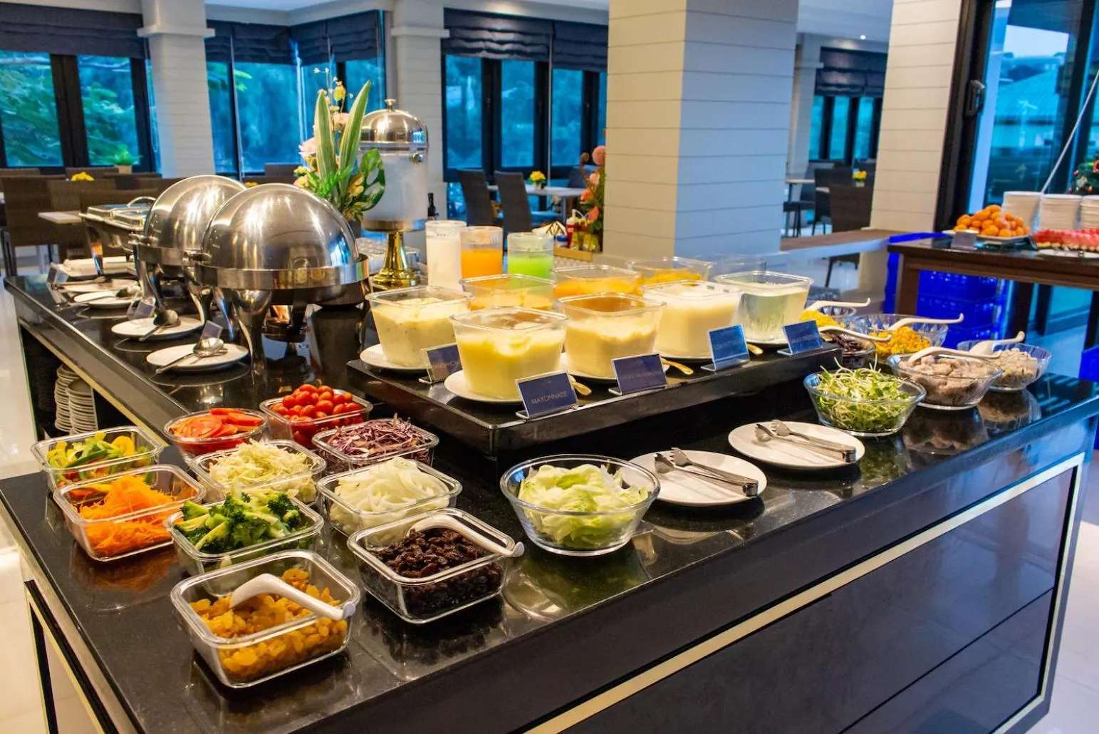 Buffet breakfast in Sun Marina Cha-Am