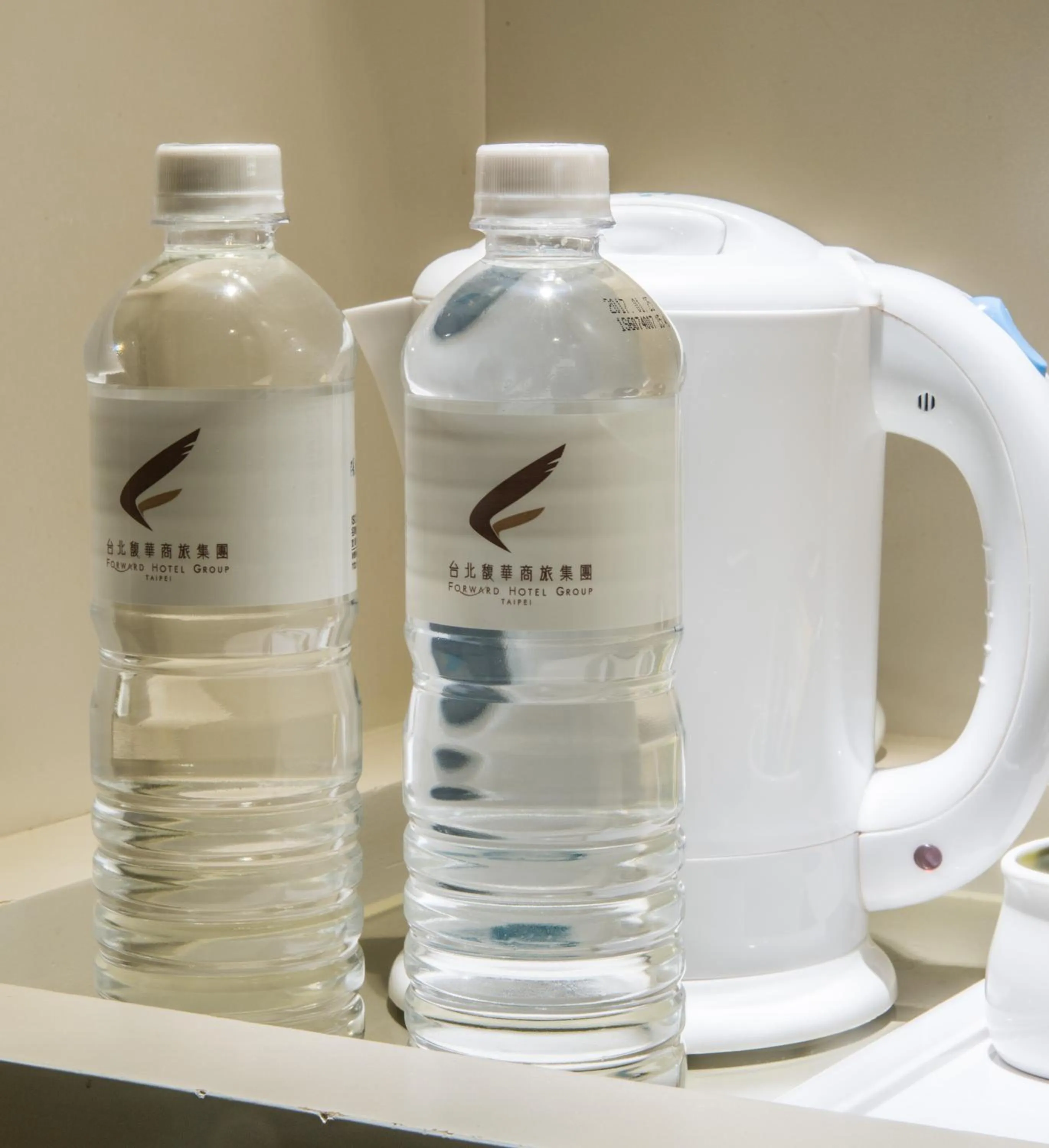 Coffee/tea facilities in Forward Hotel Taipei Nangang