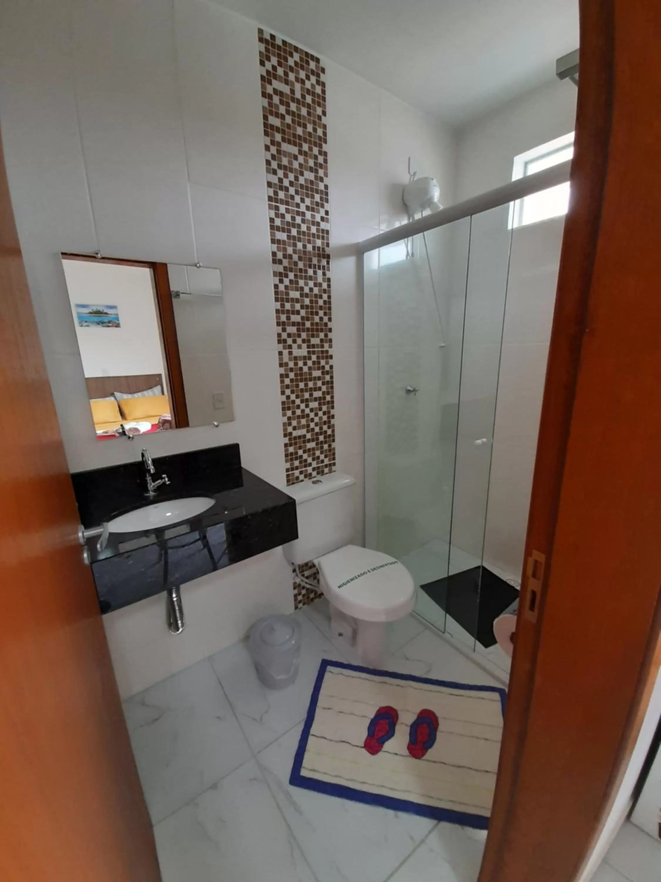 PENHAFLAT, STUDIO COMPLÉTO, C GARAGEM , A 700 m do parque e 120 m da praia